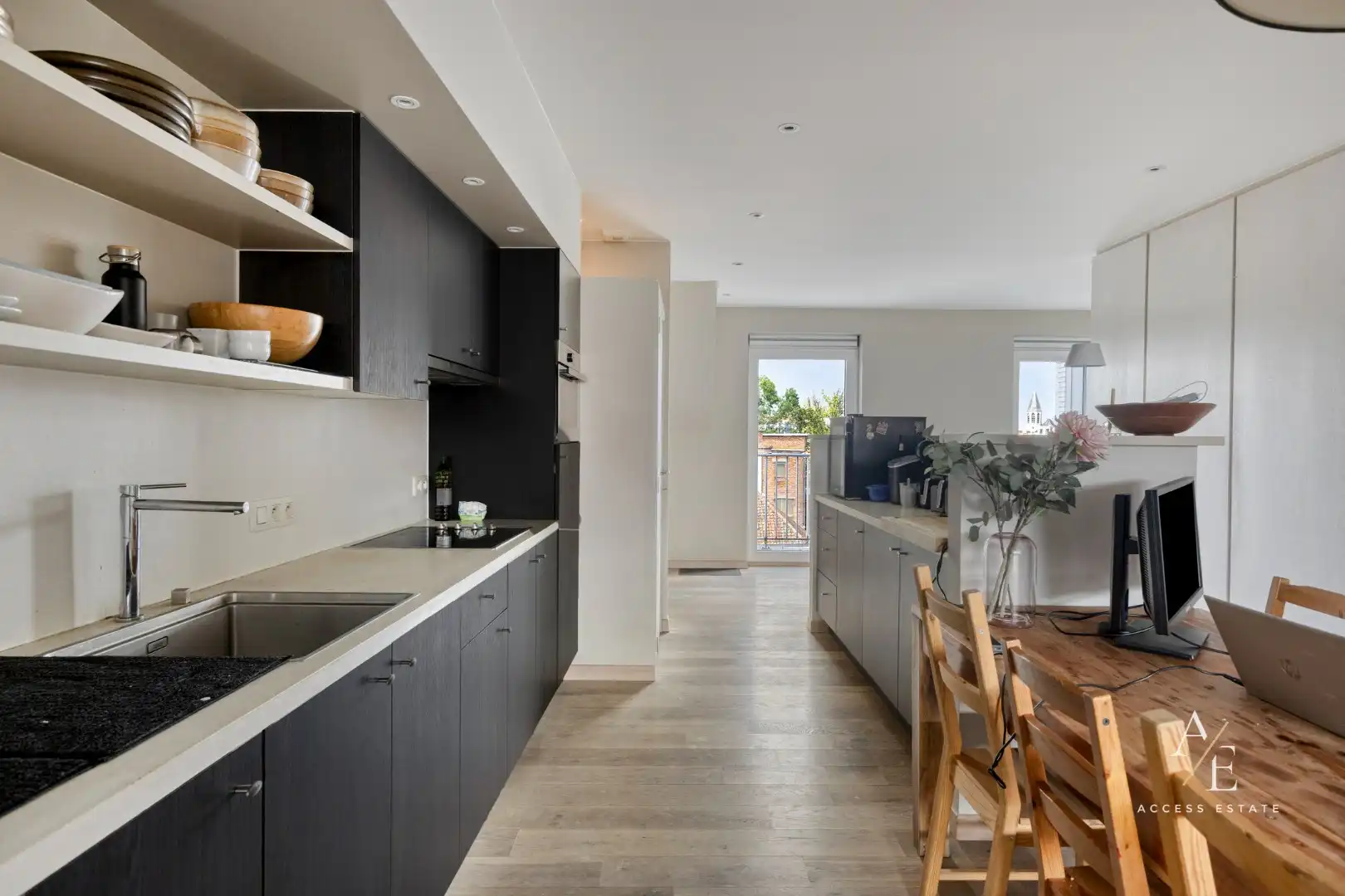 Ruim en energiezuinig appartement met 2 terrassen in hartje Deinze foto 5