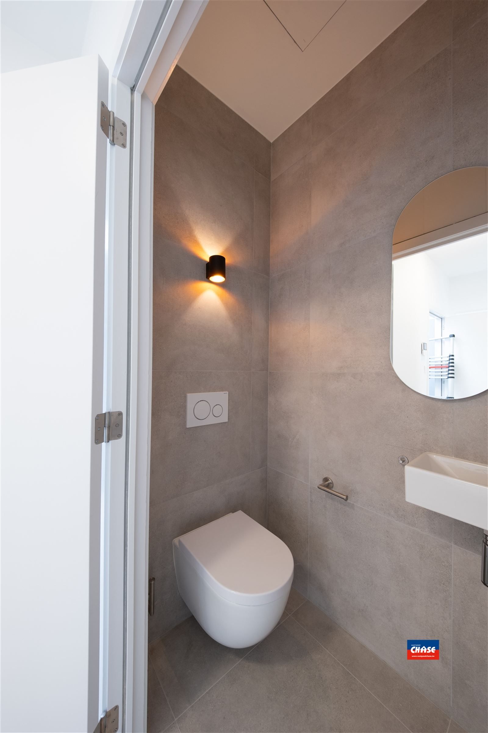Gerenoveerd appartement met één slaapkamer foto 12