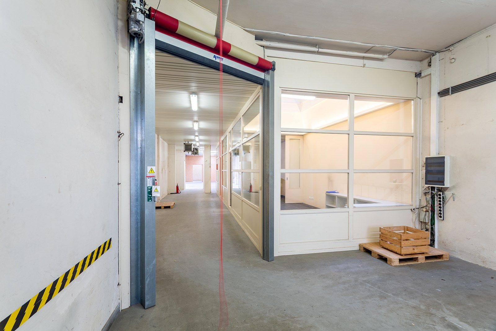 Statig gebouw met mogelijkheden foto 5