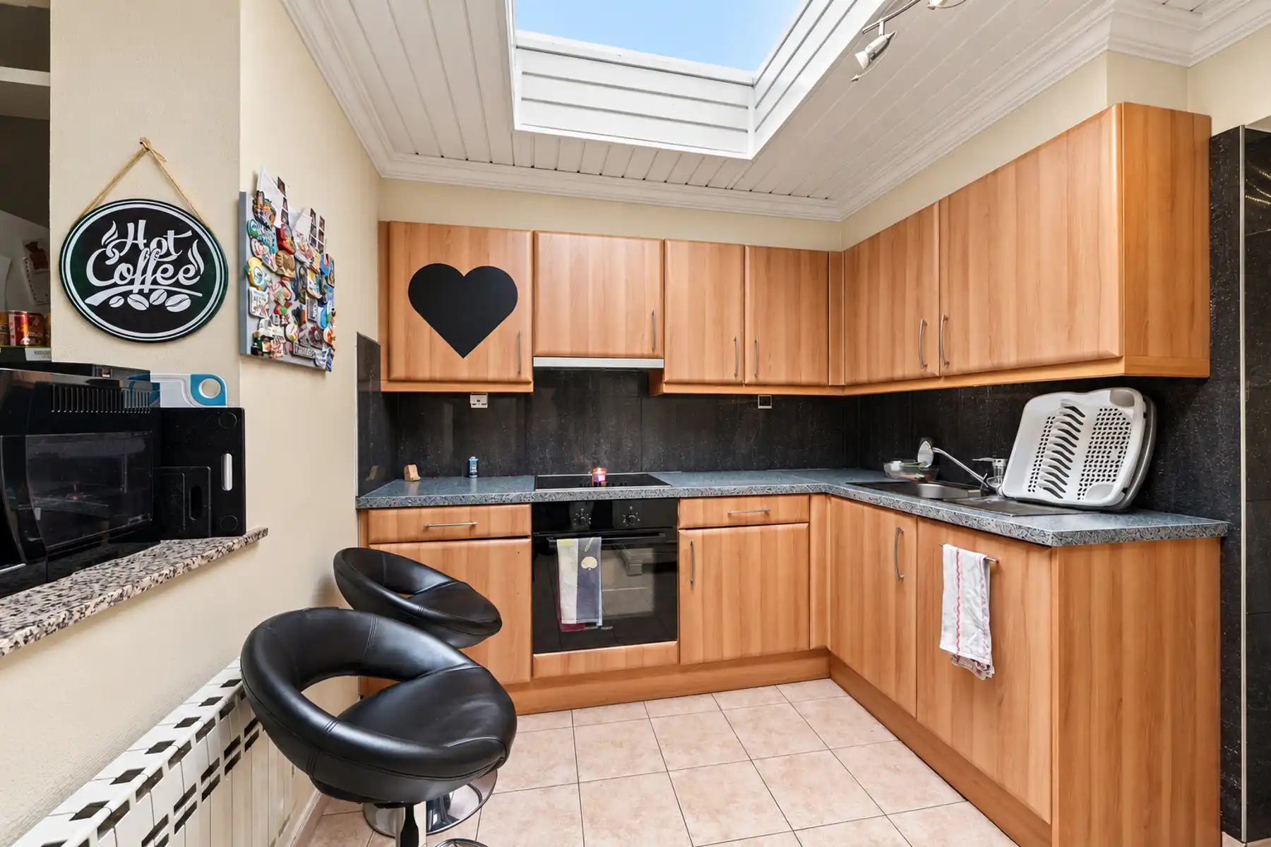 Gezellige woning met 3 slaapkamers en grote tuin. foto 7