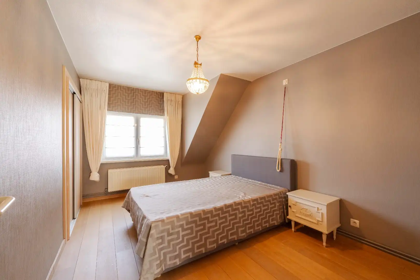 ZEER RUIME BEL ETAGE WONING MET GARAGE EN LOODS (100 m²) foto 19