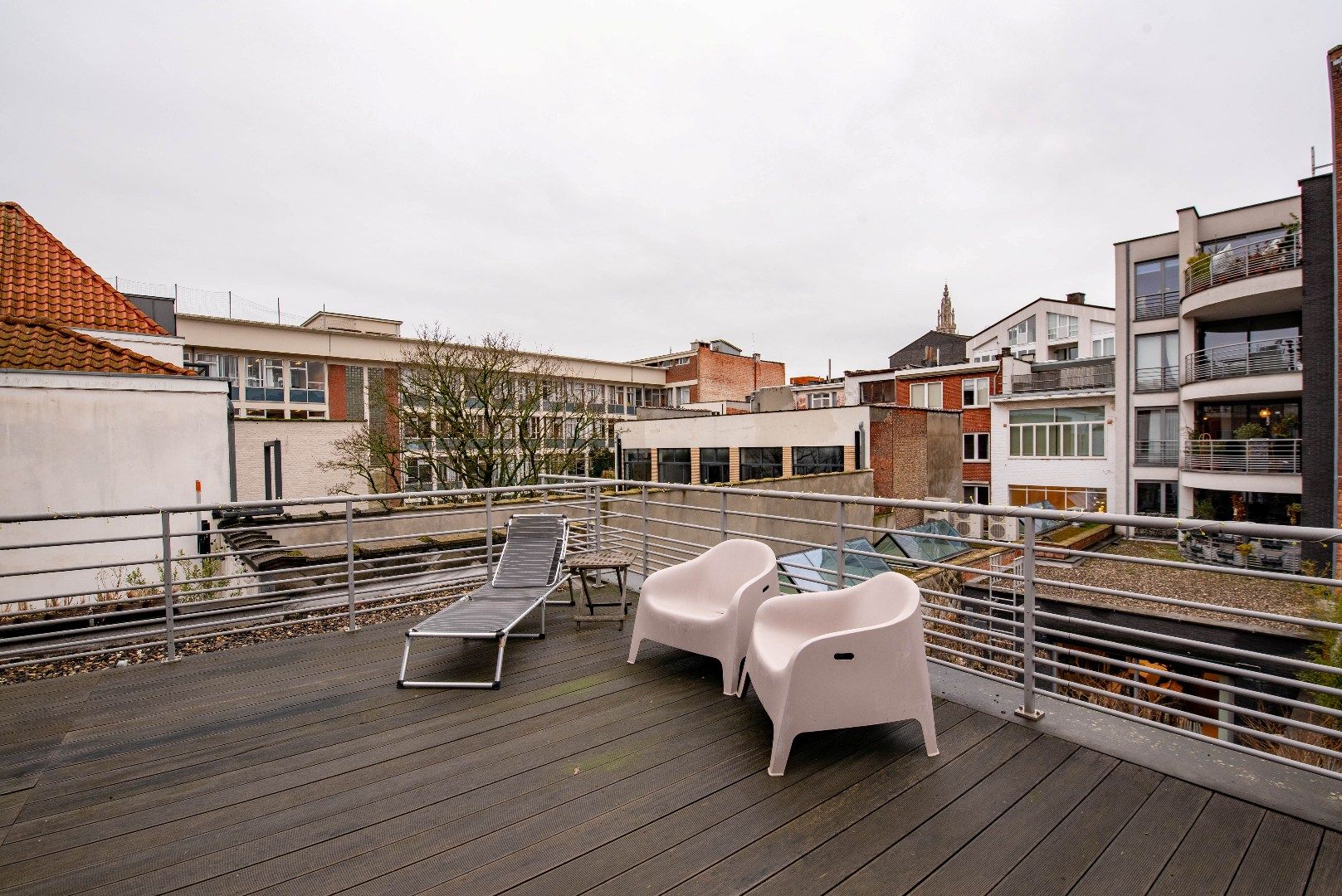 Unieke woning op topligging met tuin en dakterras foto 27