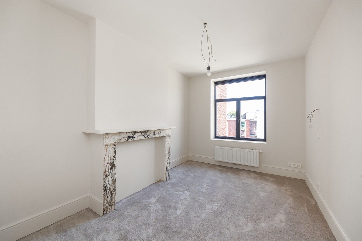 Prestigieuze en totaalgerenoveerde herenwoning (EPC B!) in eclectische stijl met zalige stadstuin op toplocatie aan de Jan Van Rijswijcklaan foto 29