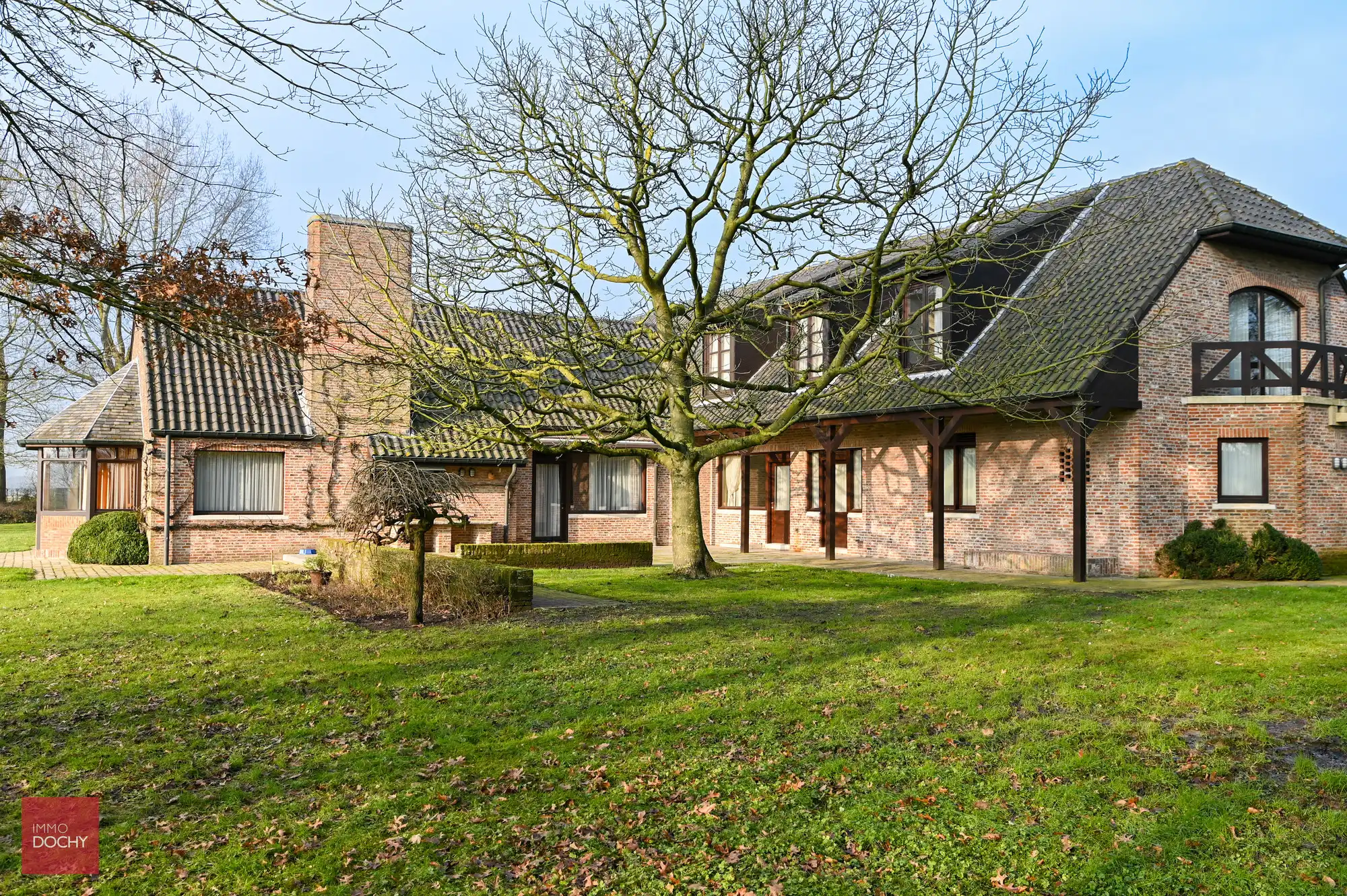 Ruim landhuis in prachtig domein van ca. 2ha foto 9