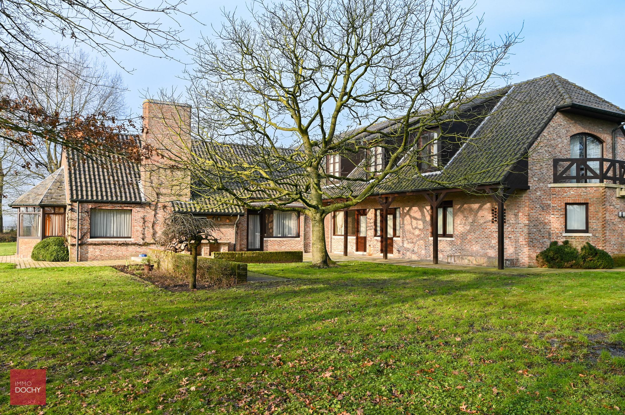 Ruim landhuis in prachtig domein van ca. 2ha foto 9