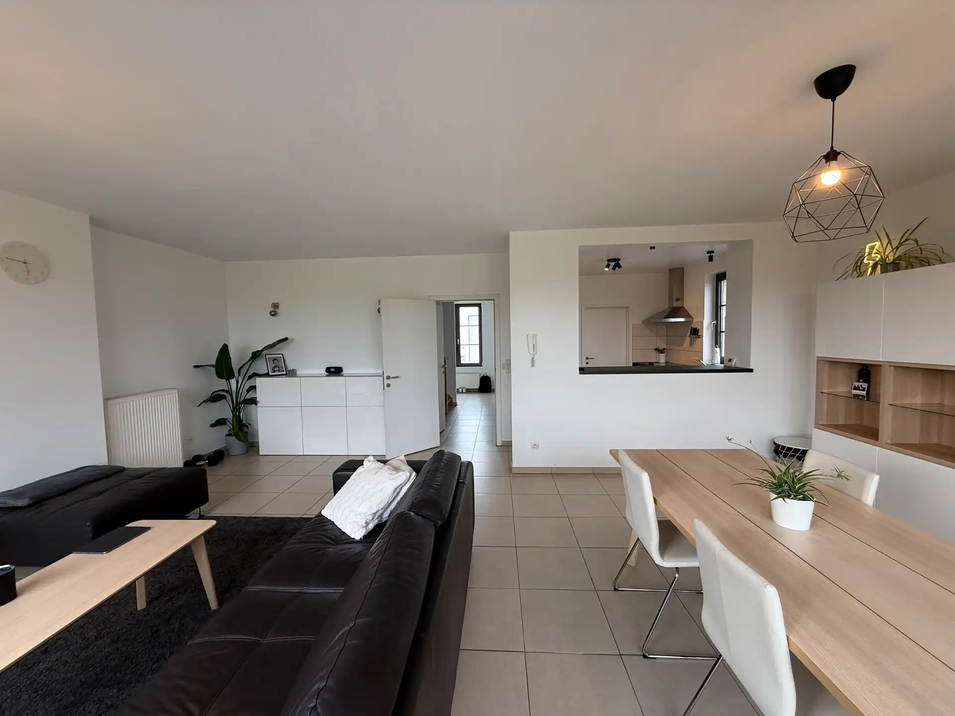 WICHELEN - Ruim duplexappartement met mooi terras. foto 6