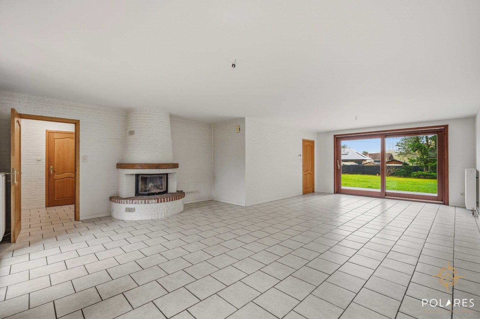 Ruime gezinswoning in een groene omgeving foto 5