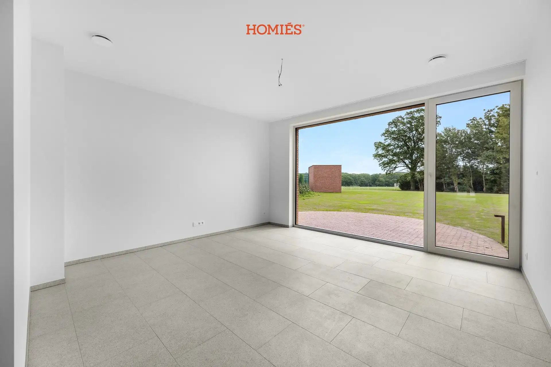 prachtige nieuwbouw met 3 slaapkamers en tuin met bos foto 7