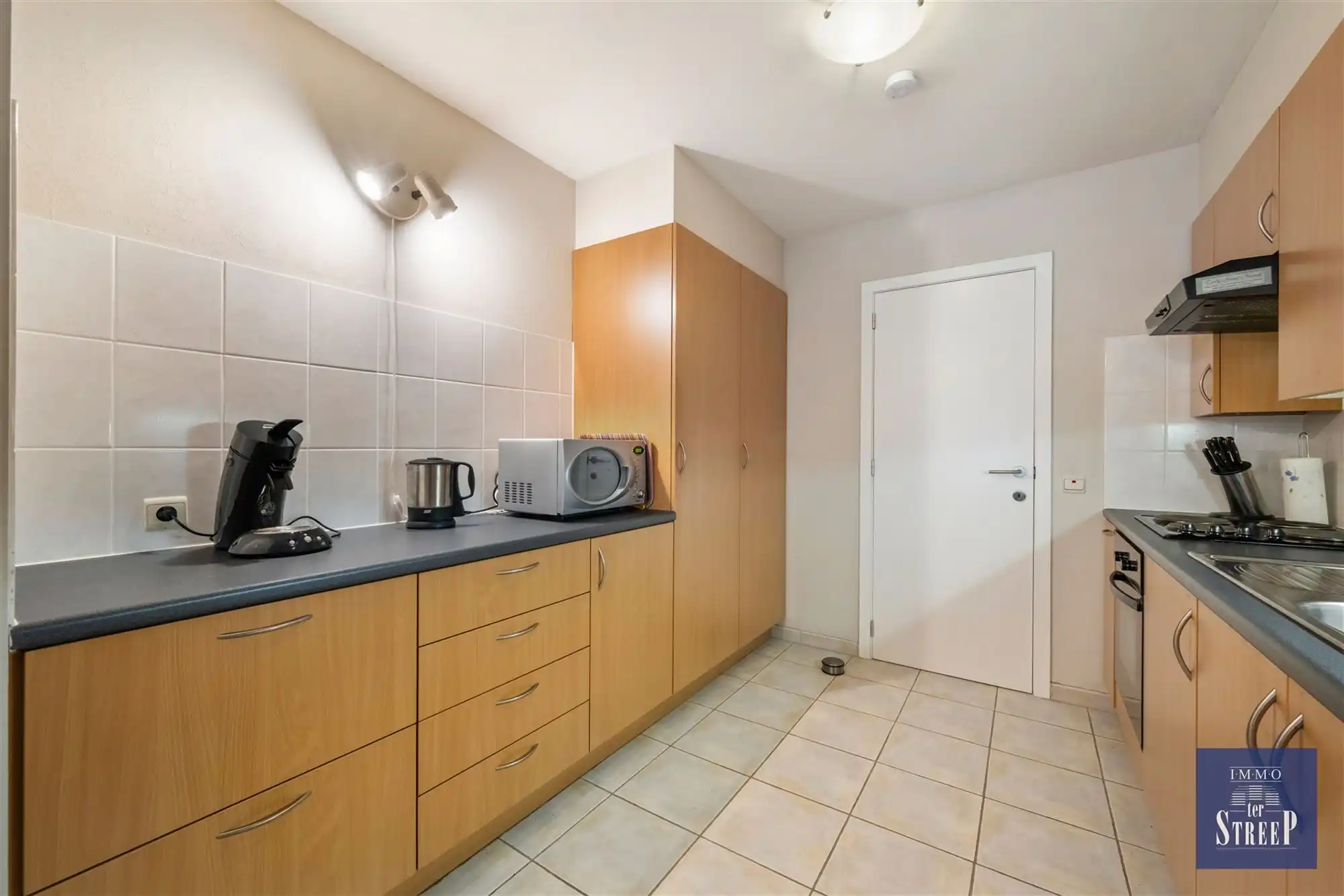 Ruim appartement met 3 slaapkamers nabij de zeedijk foto 9