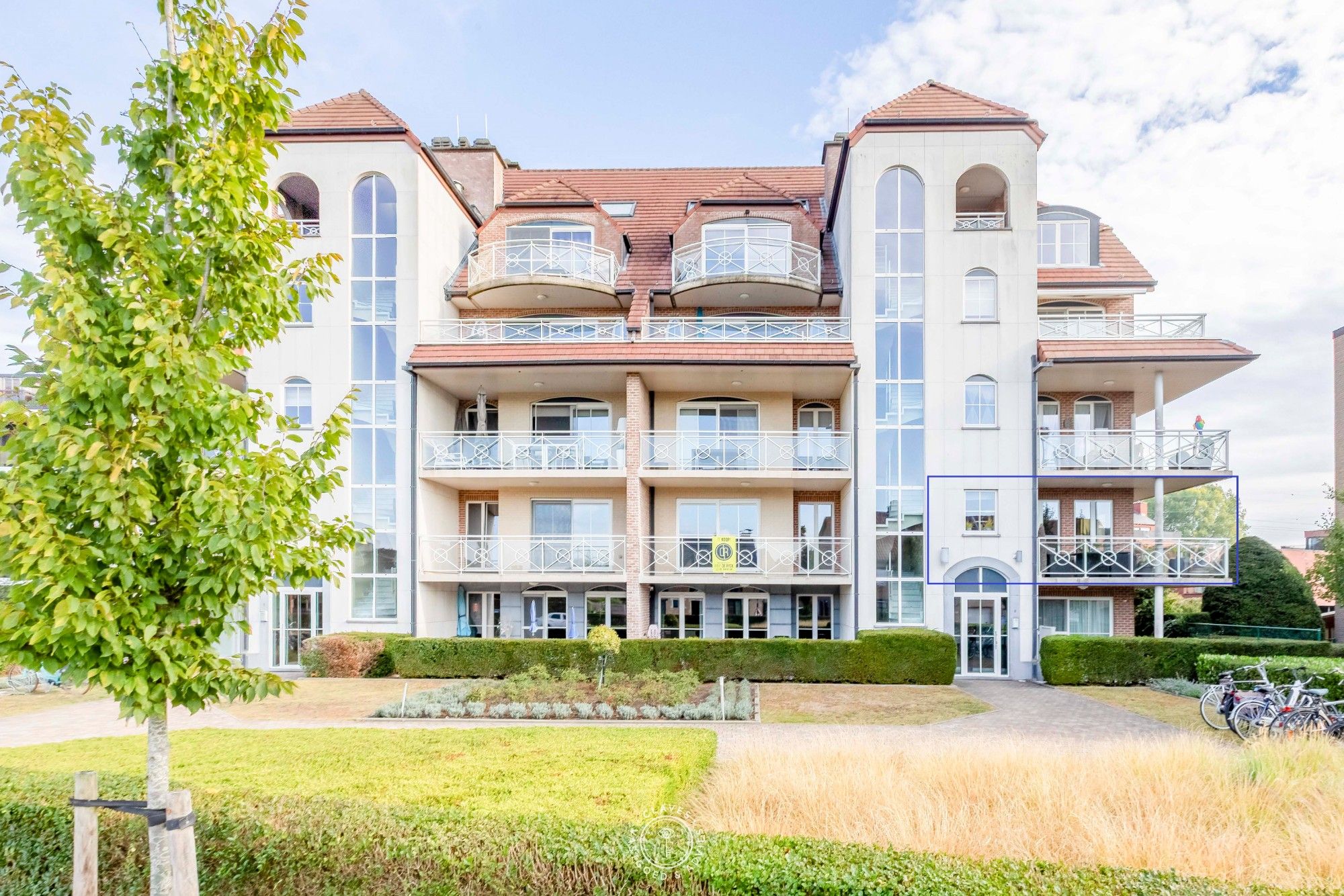 Ruim en energiezuinig 3-slaapkamer appartement te Steendorp foto {{pictureIndex}}