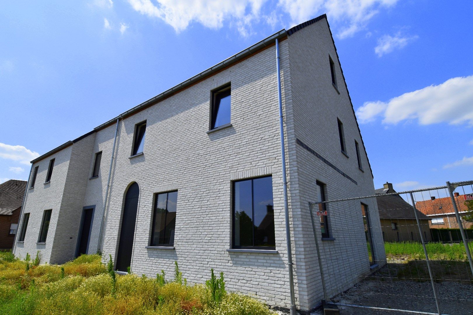Nieuwbouwwoning met 3 slaapkamers vlakbij centrum Meulebeke foto 11