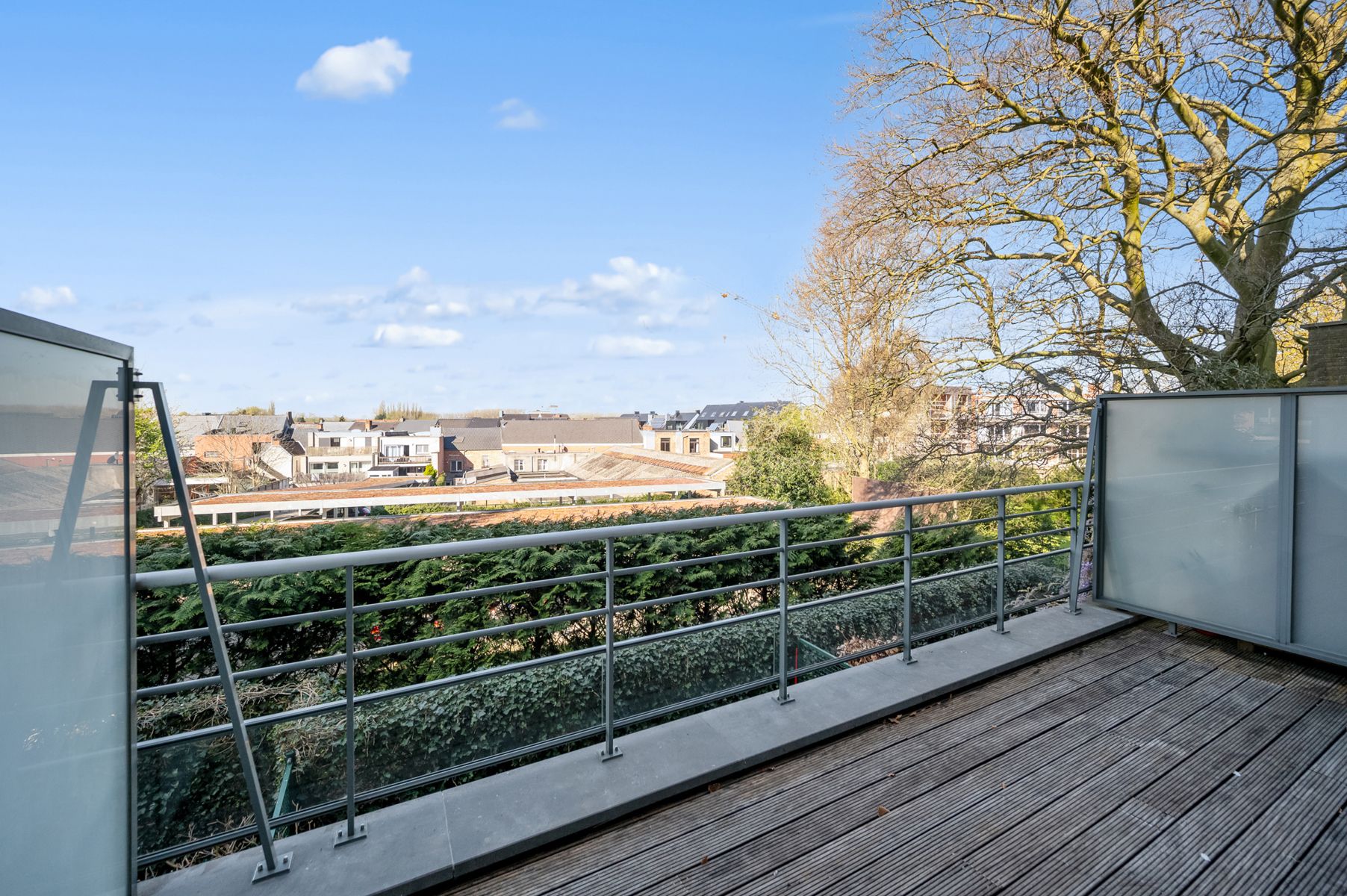 Instapklaar appartement met privé tuin en zonneterras foto 9