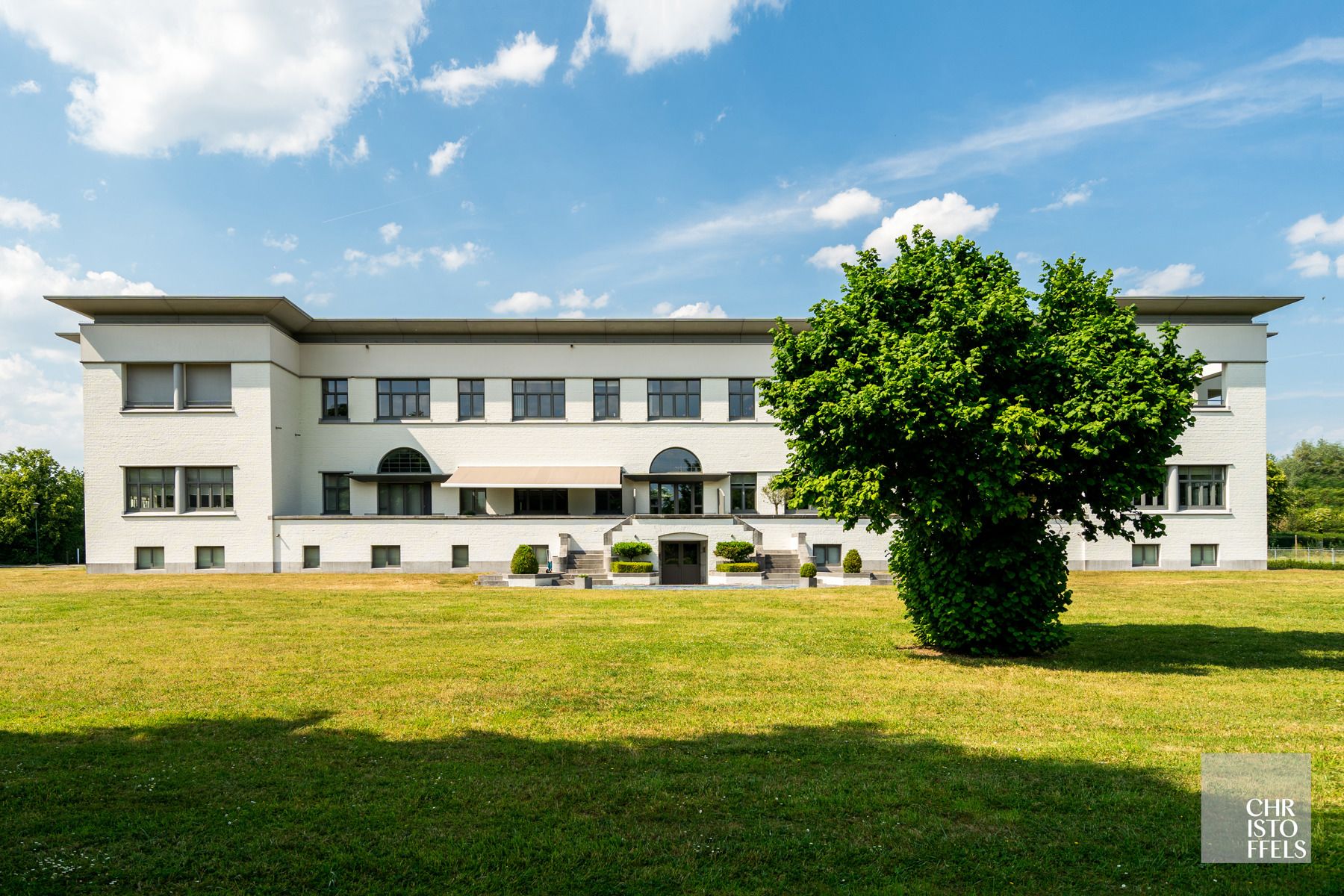 Exclusief villa-appartement van 330m² met vrij uitzicht op omliggend kasteelpark! foto 21