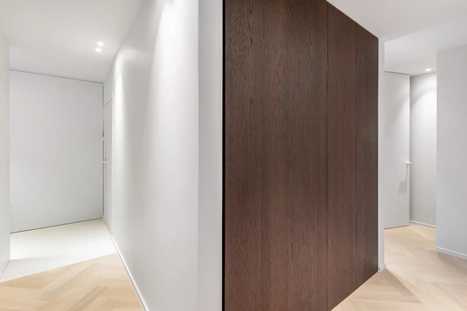 Hoogstaand afgewerkt appartement  met open zicht gelegen vlakbij de Dumortierlaan en op een steenworp van de Zeedijk.   foto 15