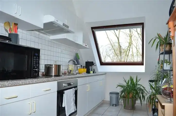 Ruim appartement met twee slpk's, terras en garage in centrum Beverlo foto 8