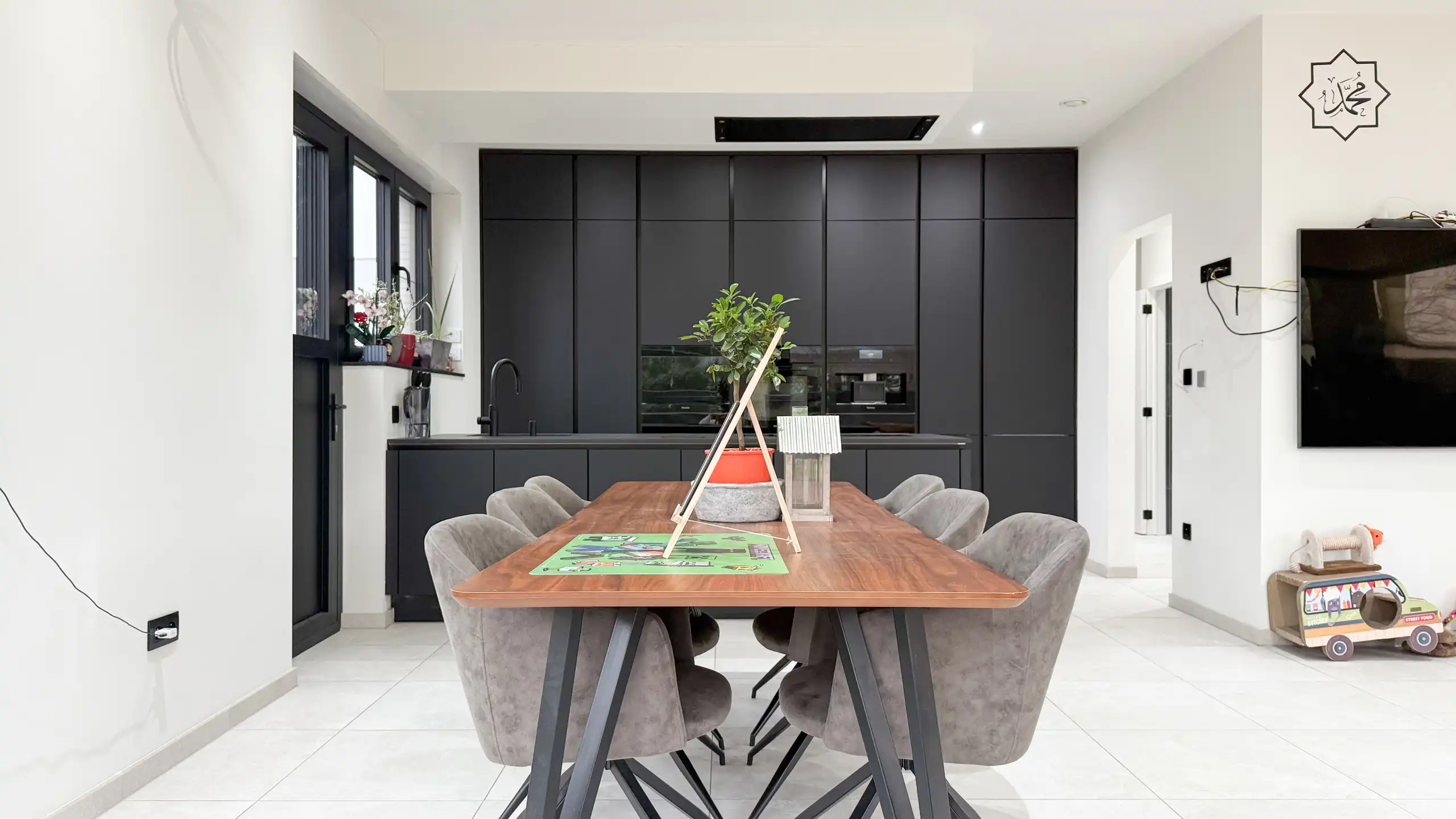 Exclusieve villa in Genk – stijlvol wonen aan 2% registratie foto 11