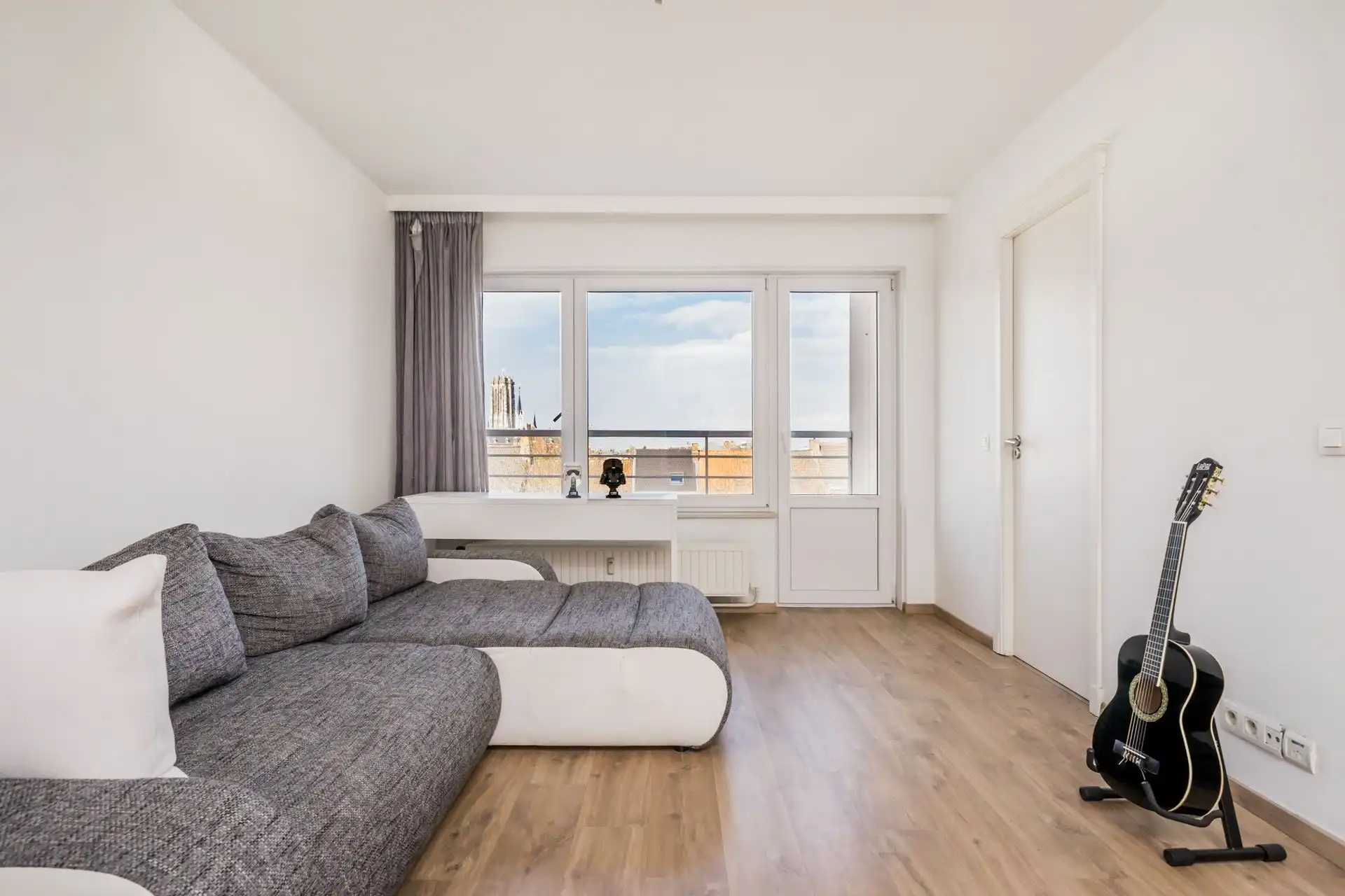 Instapklaar 1 slaapkamer appartement! foto 6