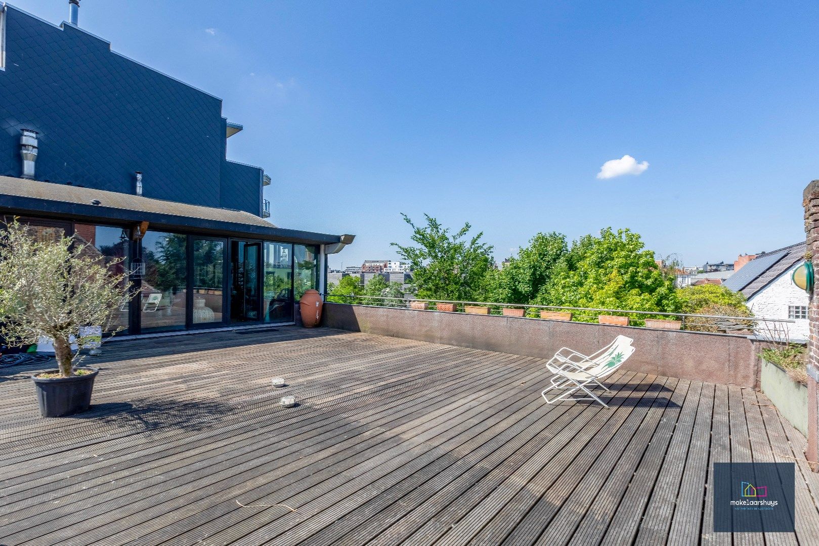 Unieke penthouse met prachtig terras en garagebox te Visserij foto 31