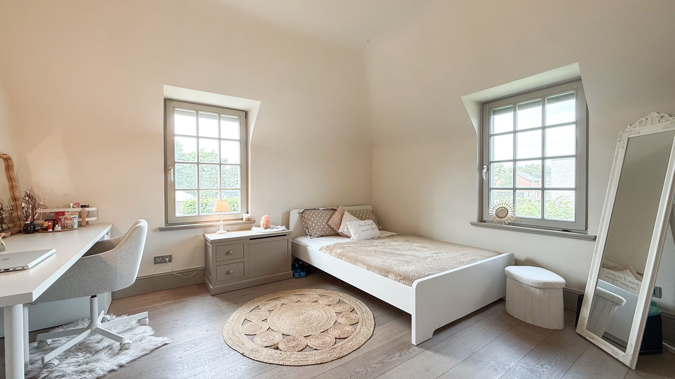 Exclusieve villa met zwembad op riant perceel in Koersel! foto 42
