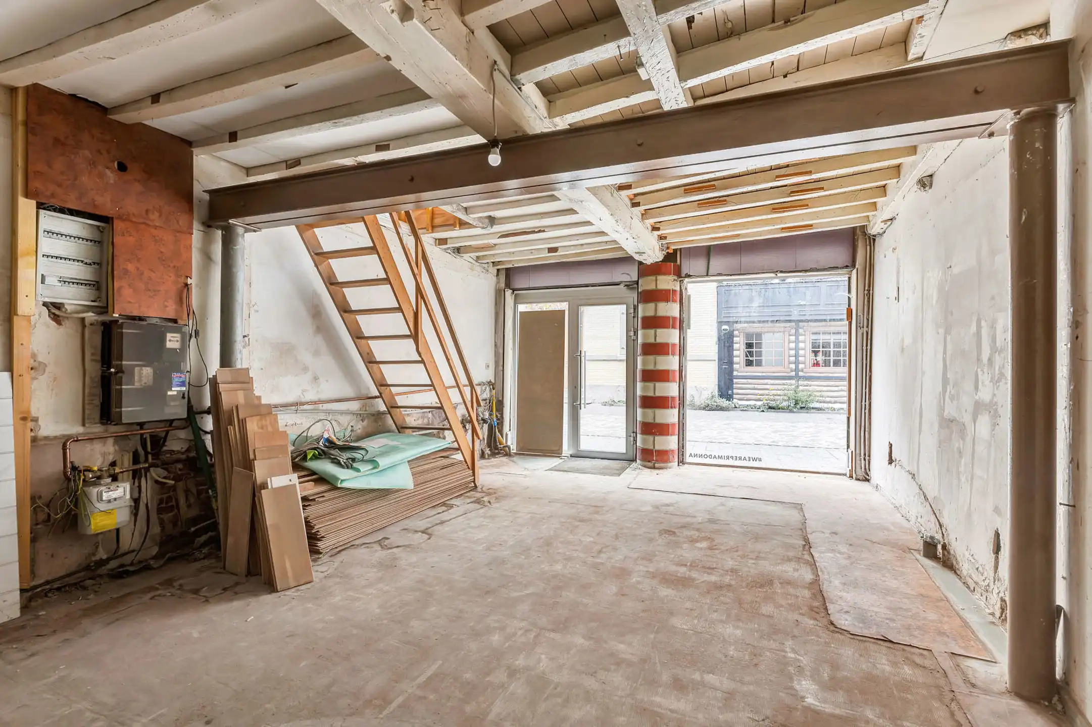 Casco handelspand in Basiliekstraat Halle foto 20