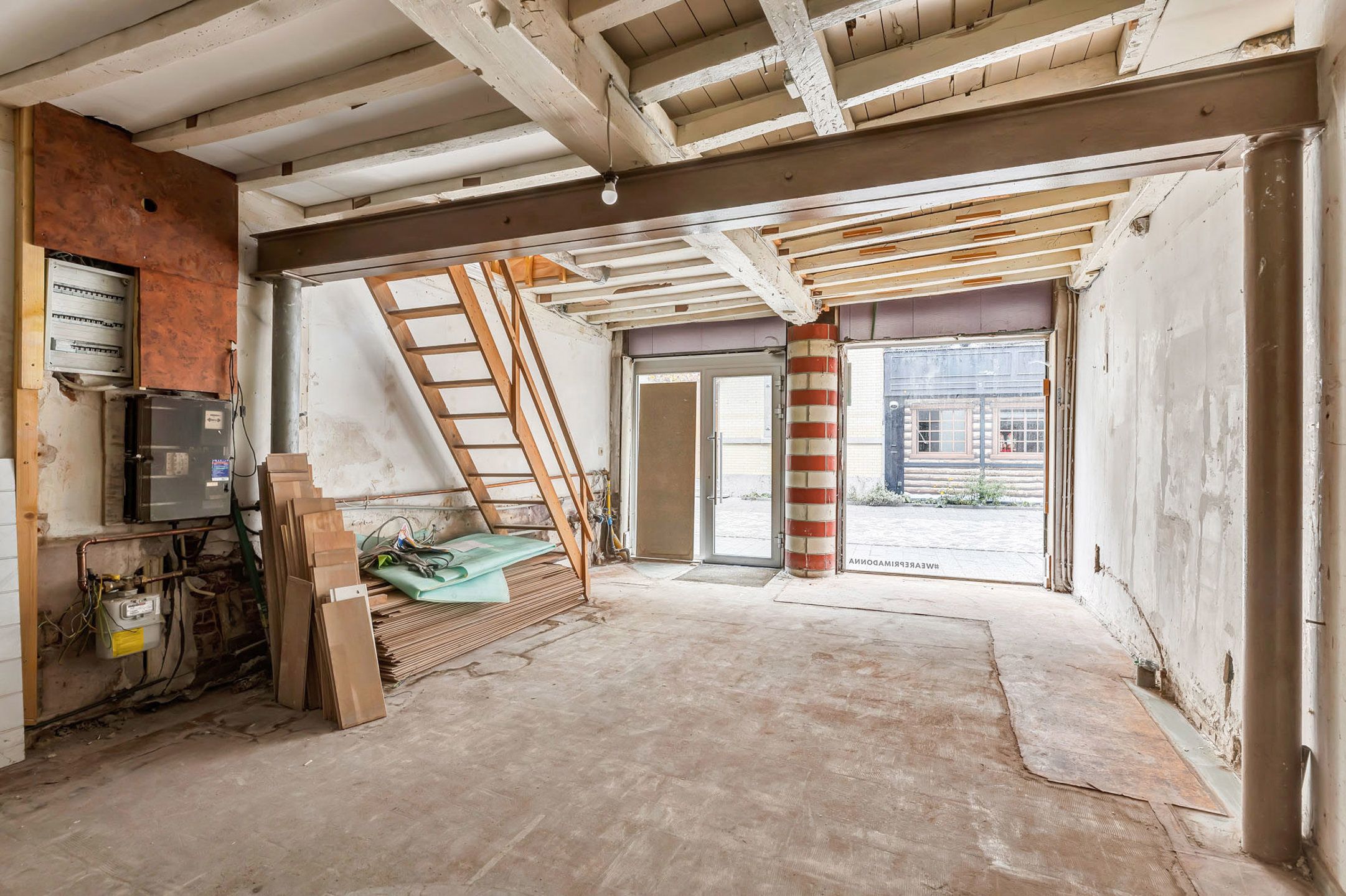 Casco handelspand in Basiliekstraat Halle foto 17