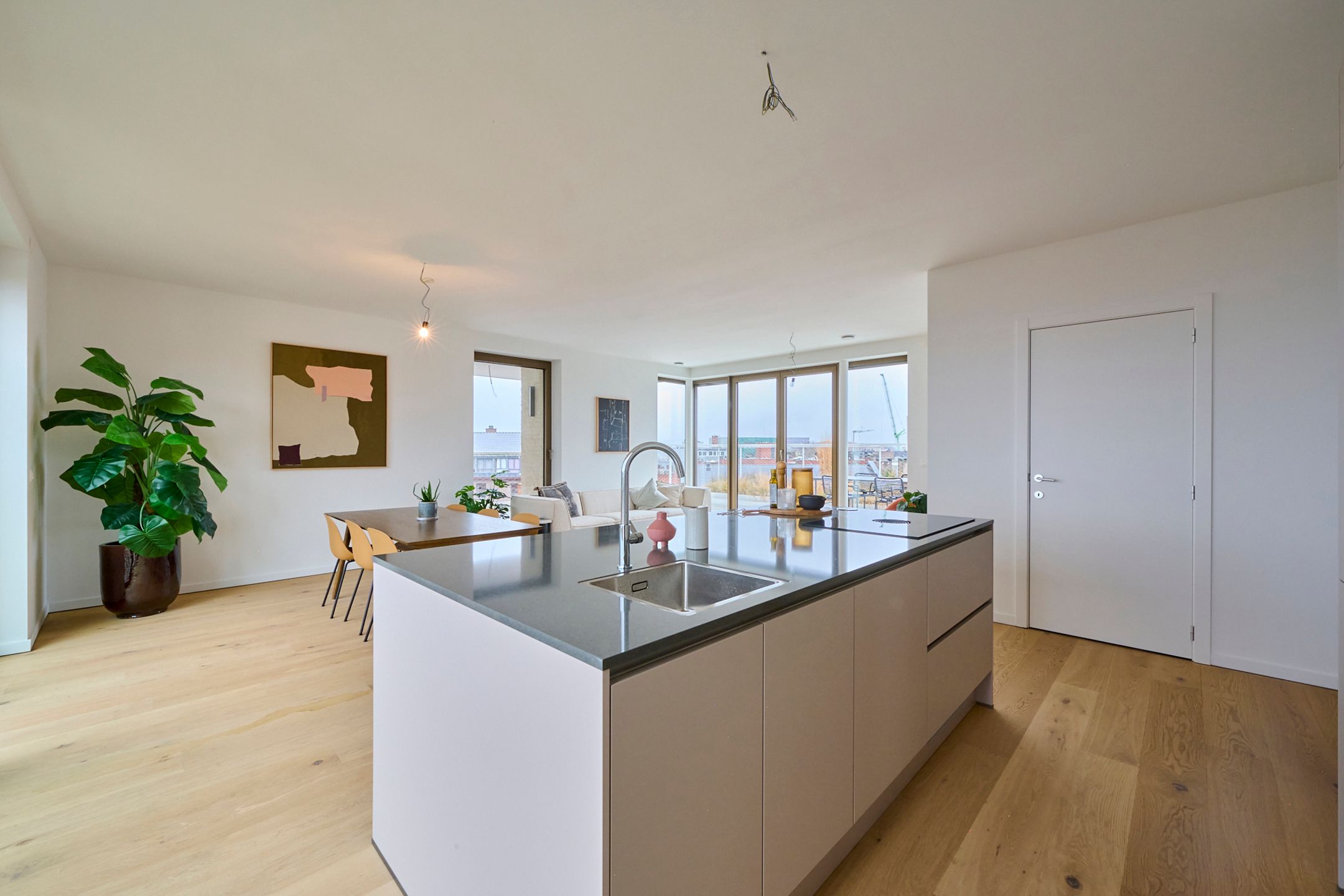 PENTHOUSE 146m², TERRAS 68m², 2 SLAAPKAMERS, 2 BADKAMERS foto 9