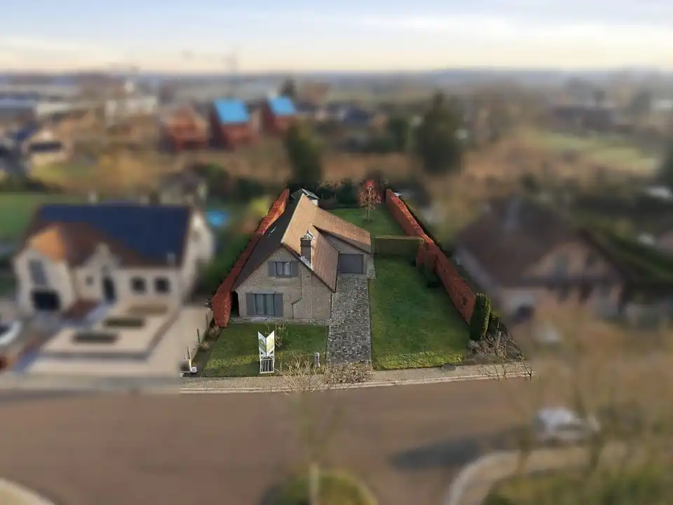 CHARMANTE, OPEN BEBOUWING OP EEN KNAP PERCEEL IN ZOUTLEEUW foto 31