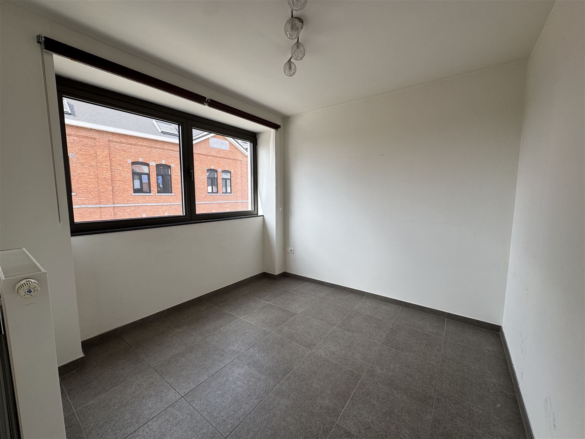 PERFECT ONDERHOUDEN RUIM APPARTEMENT (138M²) MET 3 SLAAPKAMERS EN 2 TERRASSEN TE BERINGEN foto 13