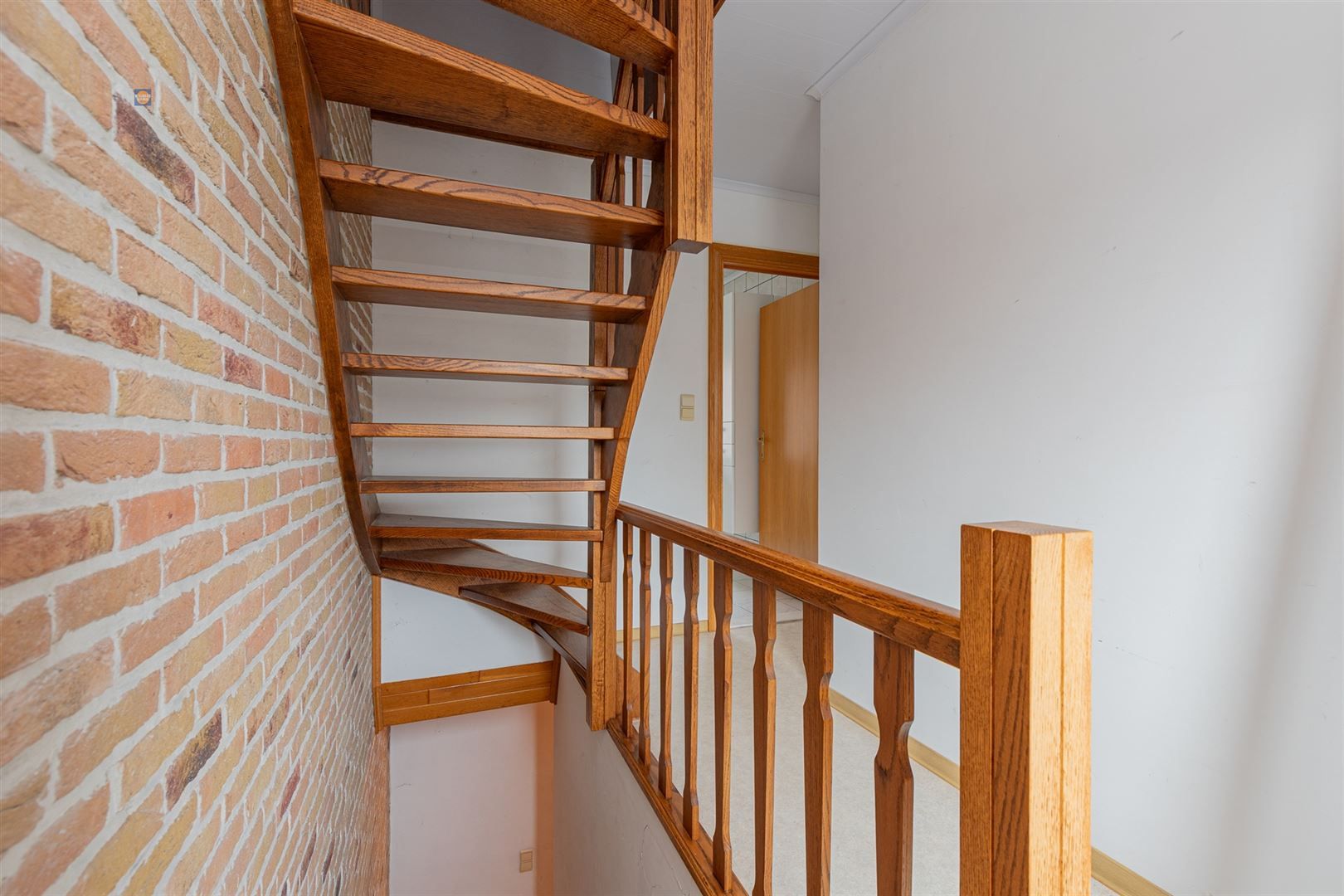 Gezellige woning met tuin, 2 slaapkamers en ruime zolder foto 15