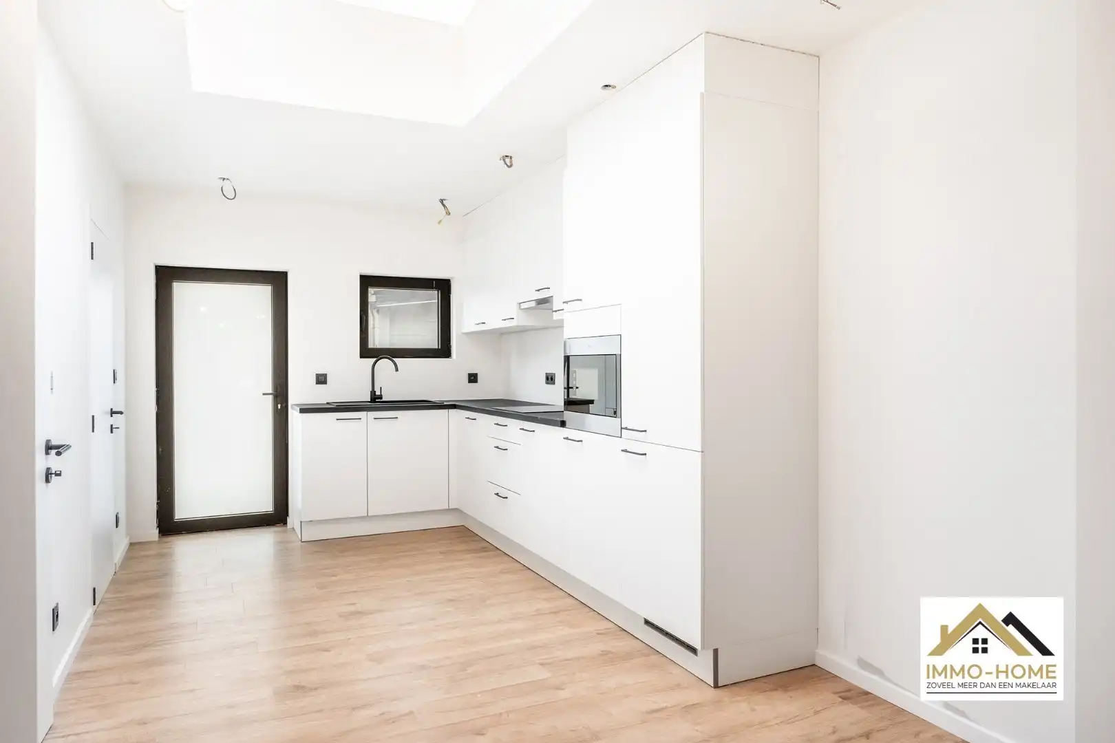 Gerenoveerde woning op topligging foto 3