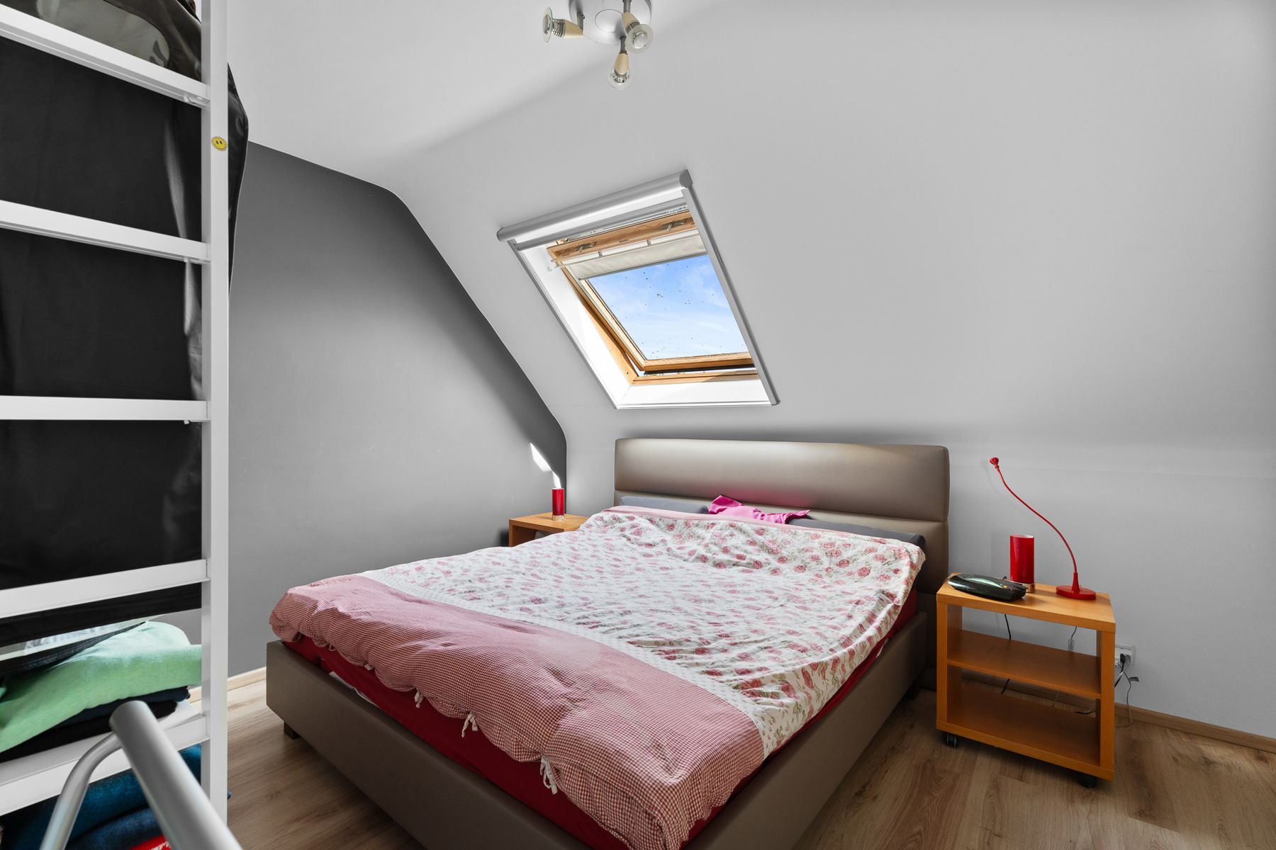 Duplexappartement nabij het centrum van Laarne foto 16