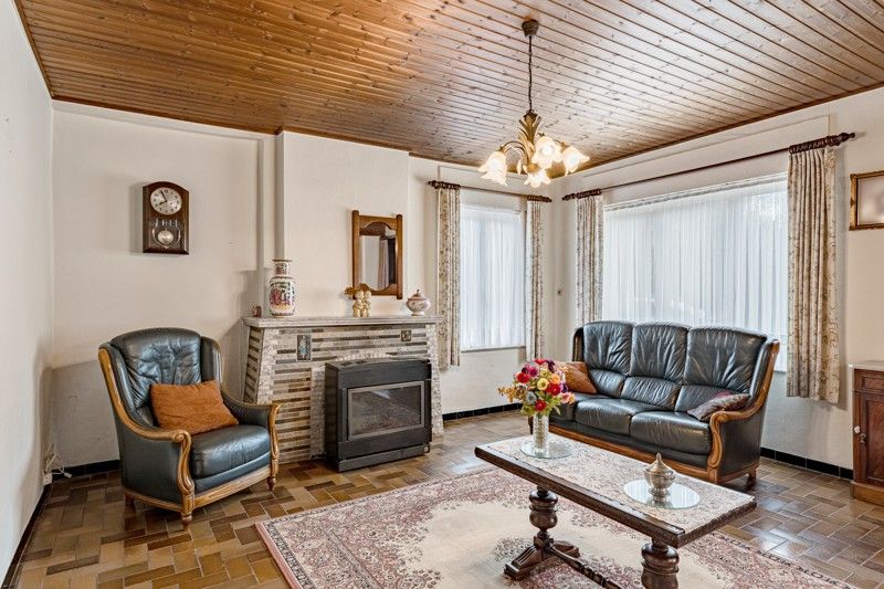 Charmante, te renoveren woning met tuin op 5are foto 9