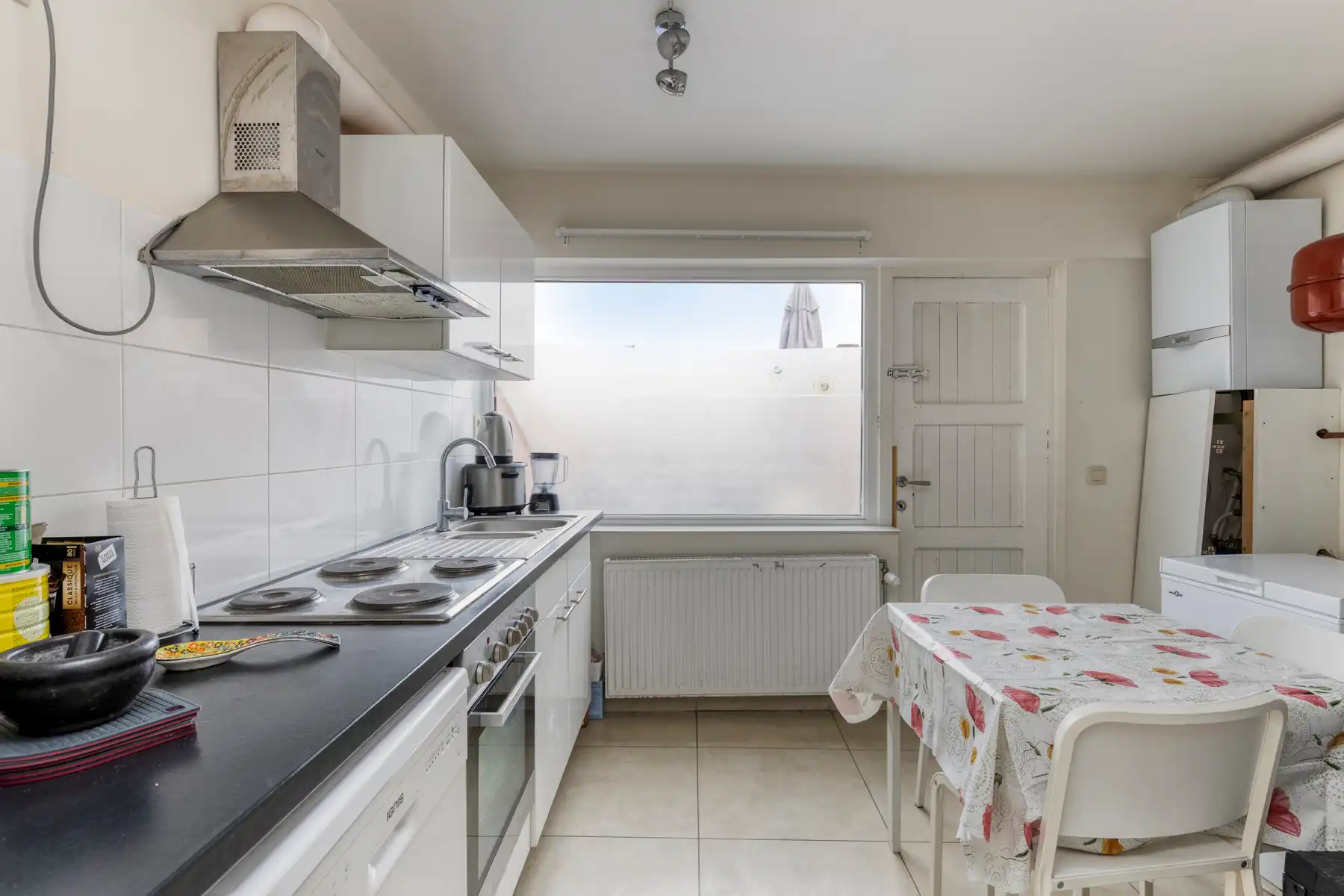 Comfortabele woning met tuin in hartje Geraardsbergen! foto 9