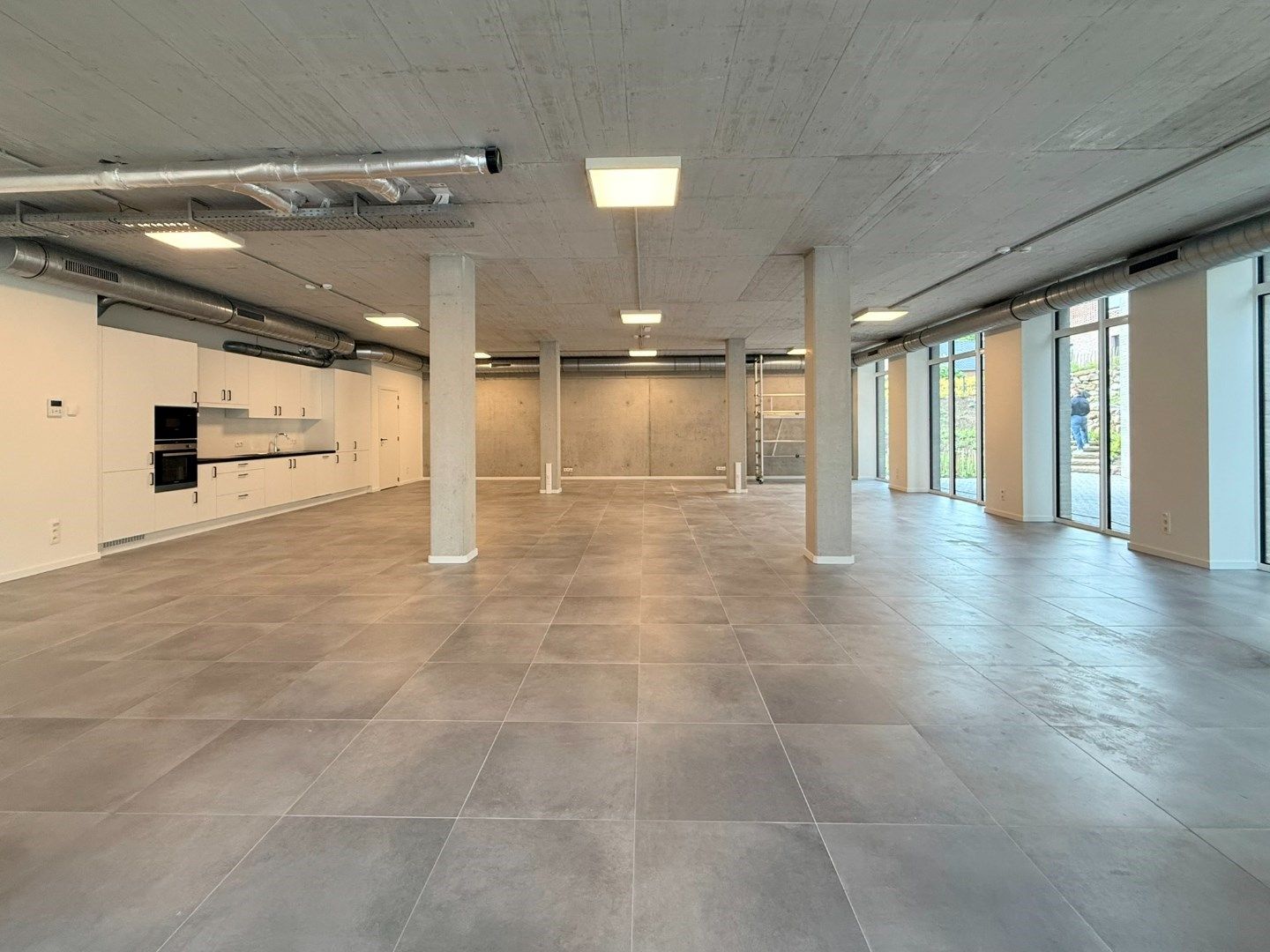 Instapklare kantoorruimte met topligging in Heverlee foto {{pictureIndex}}