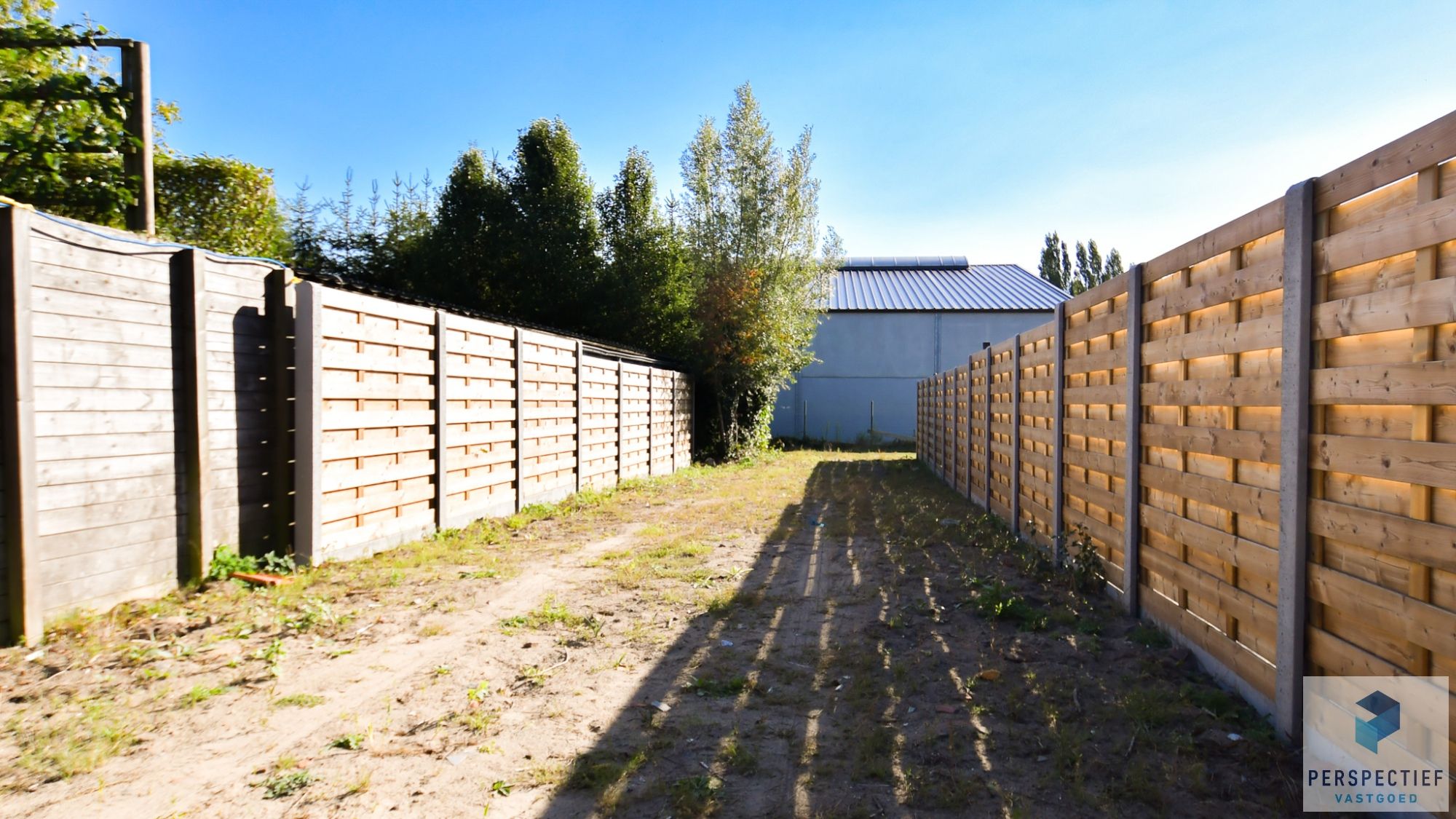 Stijlvol gerenoveerde woning met tuin op toplocatie foto 18