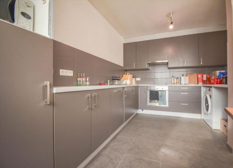 Stijlvolle en energiezuinige woning met garage in het bruisende centrum van Roeselare foto 5