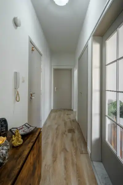 Centraal gelegen appartement met 1 slaapkamer in Genk foto 3