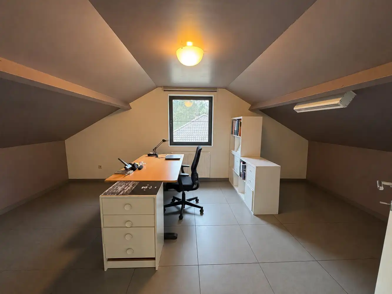 Verrassend ruim wonen met drie slaapkamers, hobbyruimte, garage én een heerlijk terras foto 12