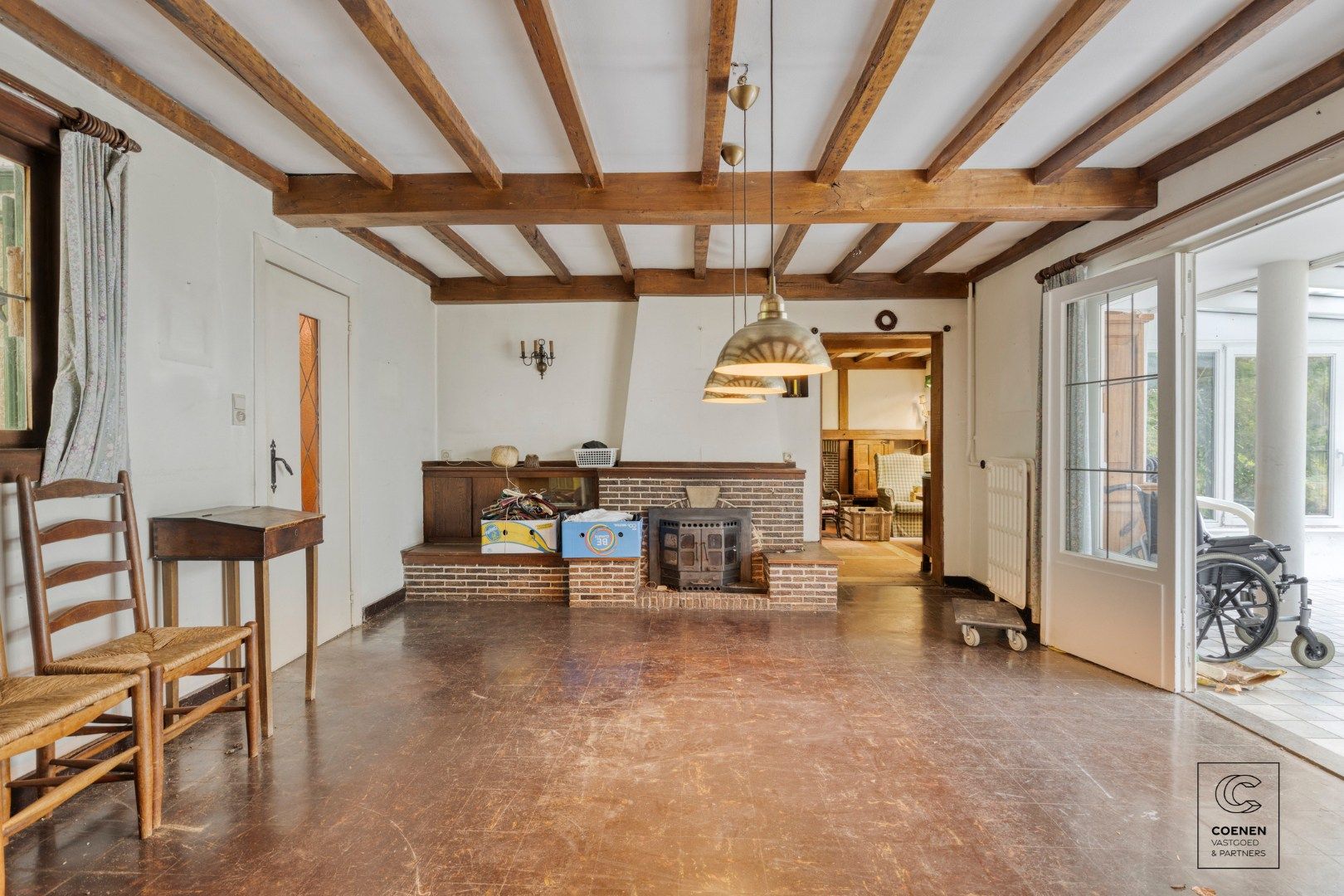 Volledig te renoveren/af te breken woning op prachtig perceel van 2682 m² te Schilde! foto 5