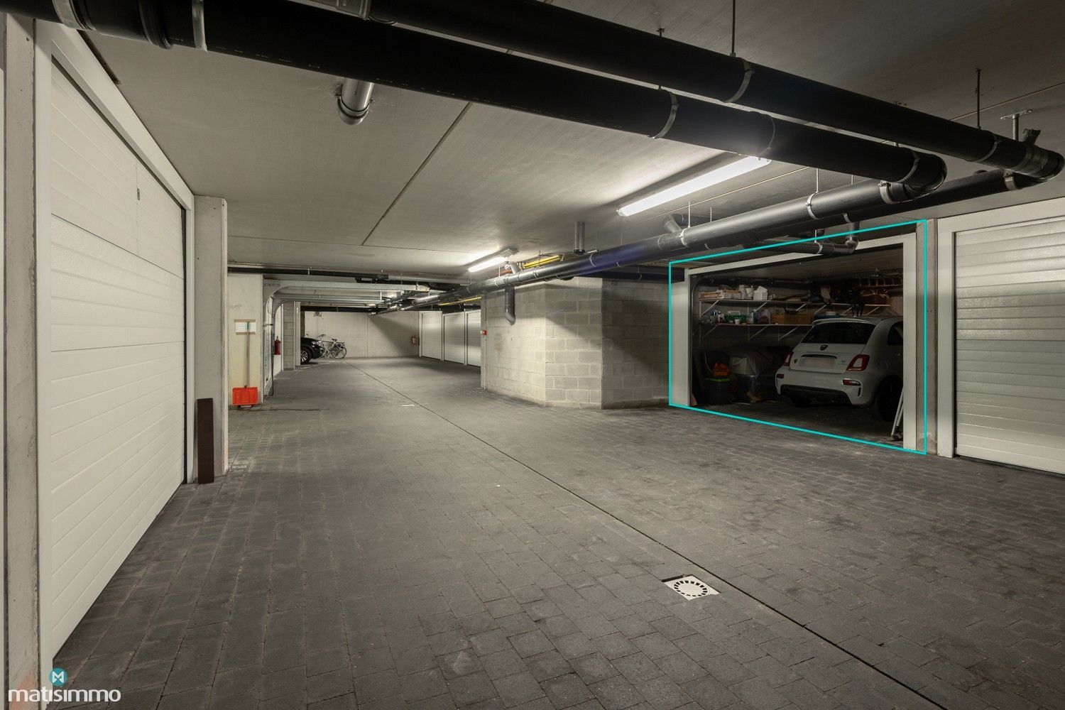 ROYAAL APPARTEMENT MET RUSTIG INTERIEUR VOORZIEN VAN 3 SLAAPKAMERS, 2 BADKAMERS EN 2 TERRASSEN NABIJ CENTRUM HASSELT foto 31