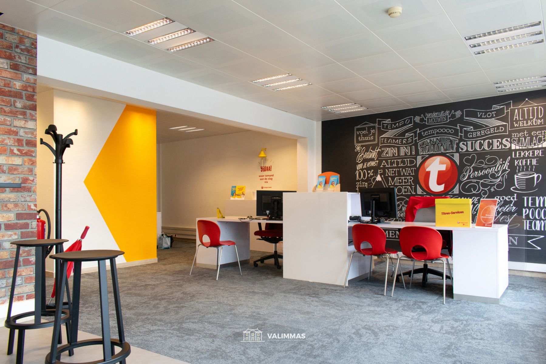 Commercieel gelegen gelijkvloerse kantoor- of handelsruimte  foto 4