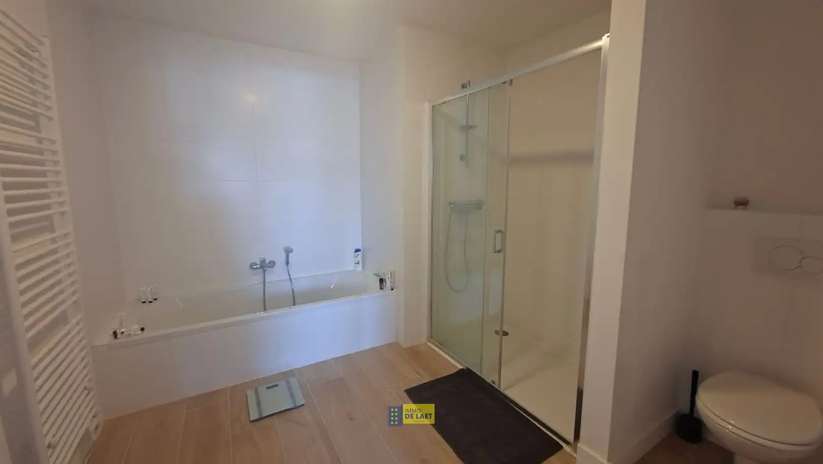 Prachtig appartement met 3 slpks, terras en autostaanplaats foto 6