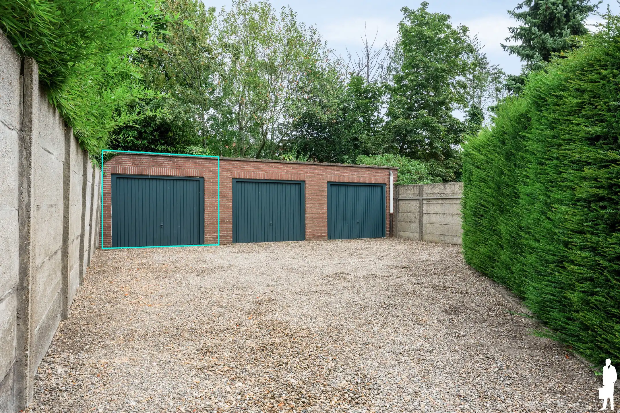 Lichtrijk gerenoveerd gelijkvloers appartement met garage  foto 13