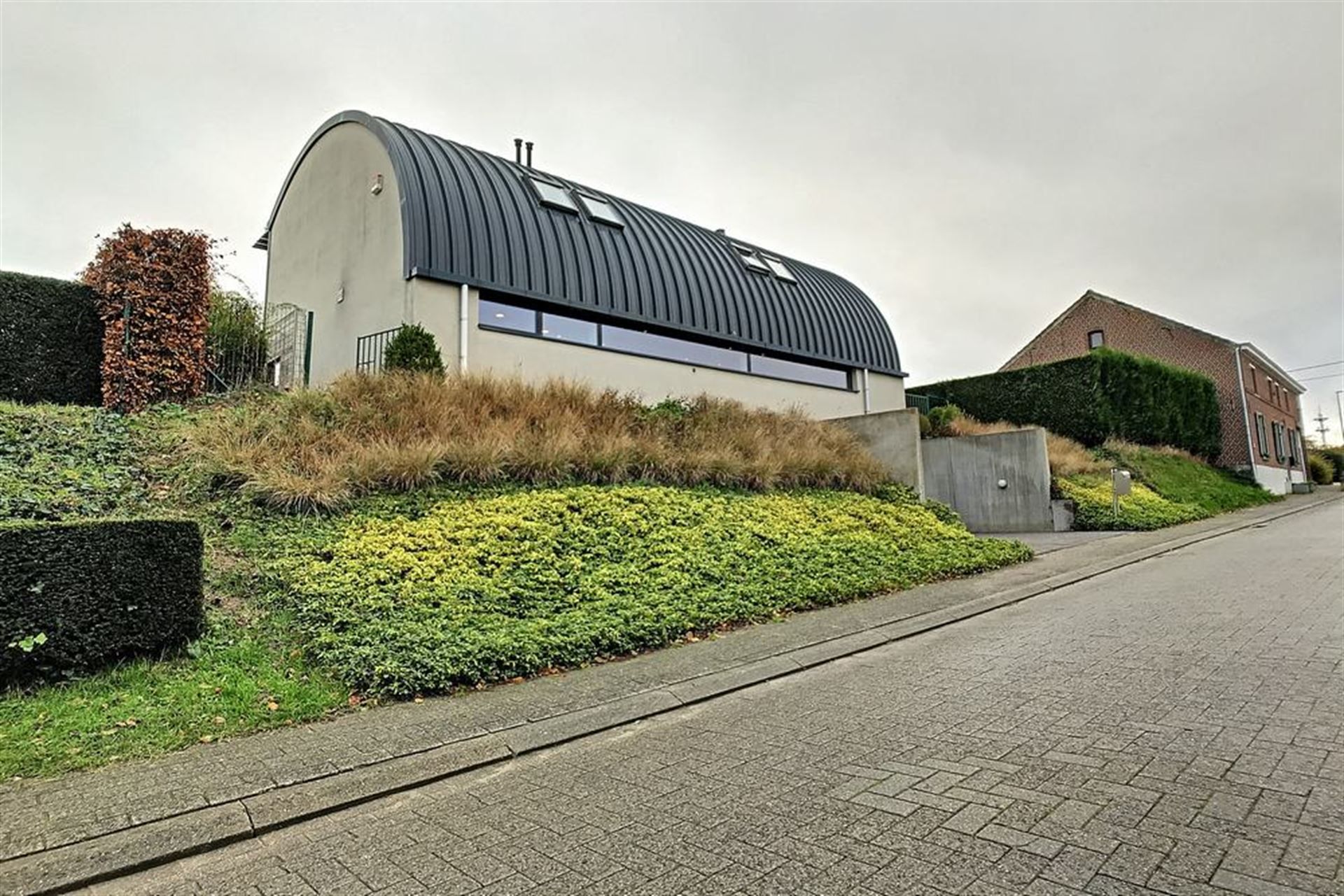 Mooie alleenstaande villa foto 18