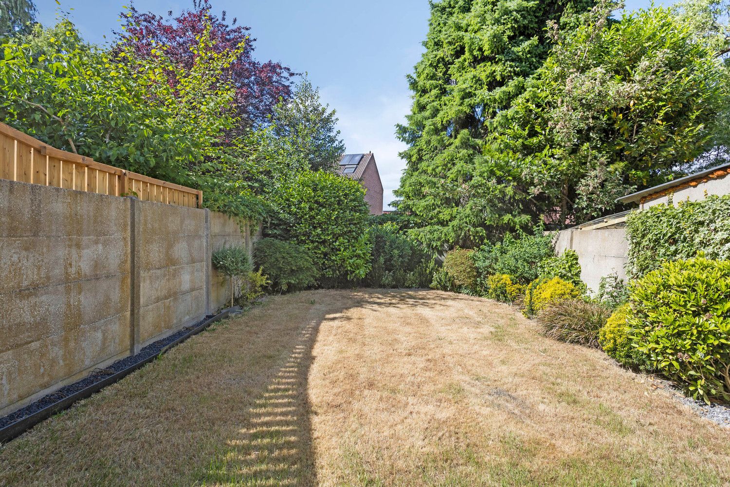 Unieke woning aan het Mertensplein met grote garage, 2 terrassen en tuin! foto 34