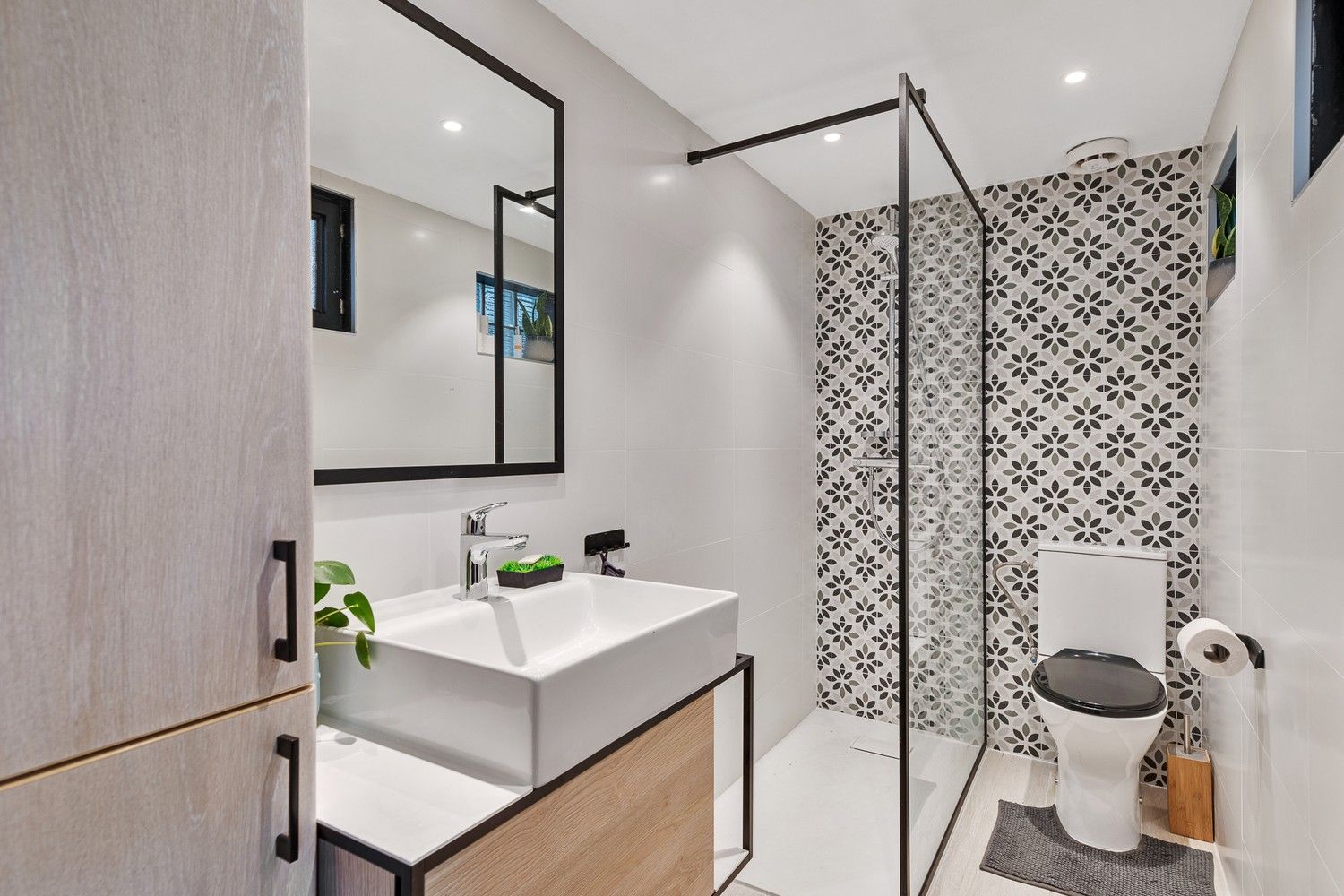 Instapklare woning met 2 slpkrs foto 7