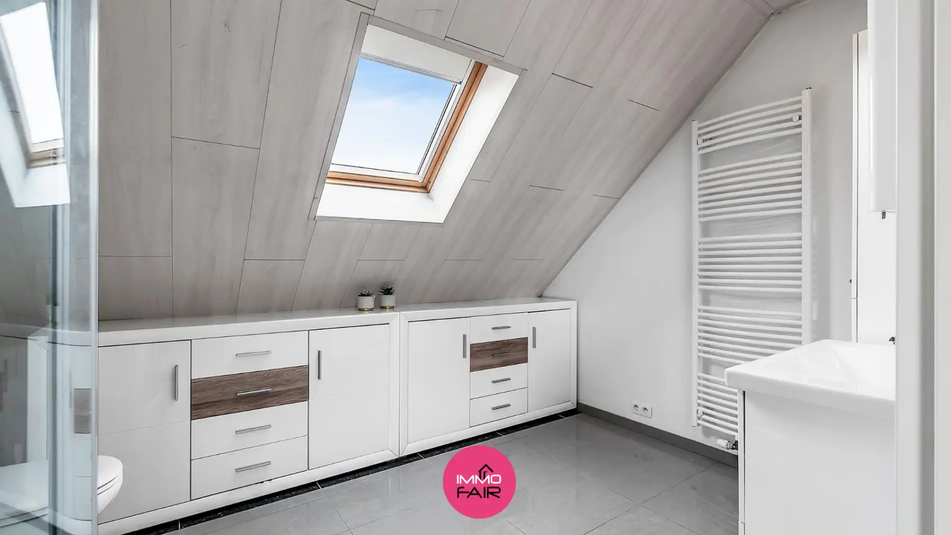 Instapklaar duplex appartement op slechts 5 minuutjes van Maastricht foto 10