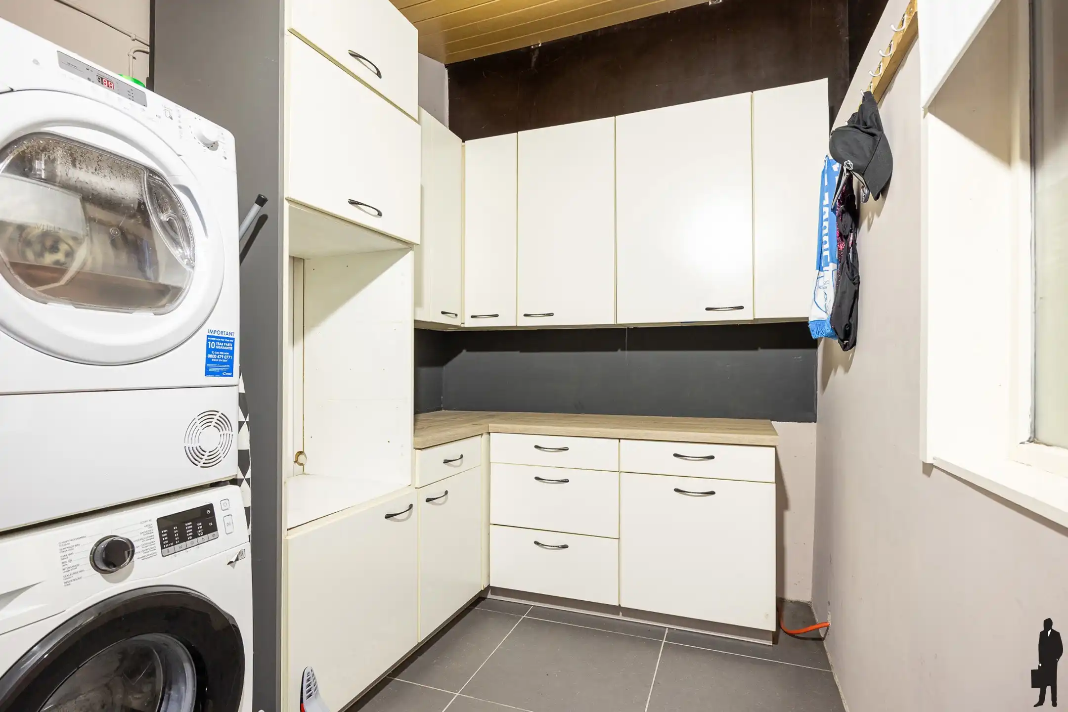 Ruime gezinswoning: 4 slpk, garage + veel bergruimte foto 7