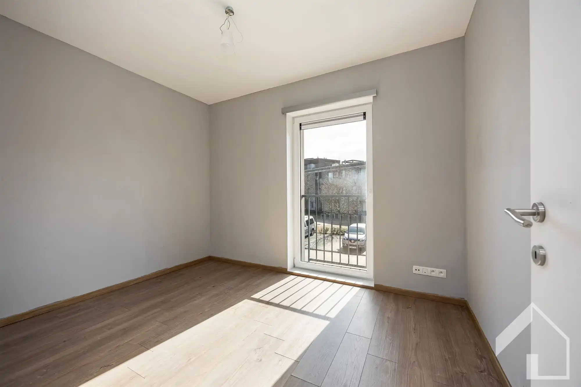 Ruime woning op een rustige locatie! foto 13