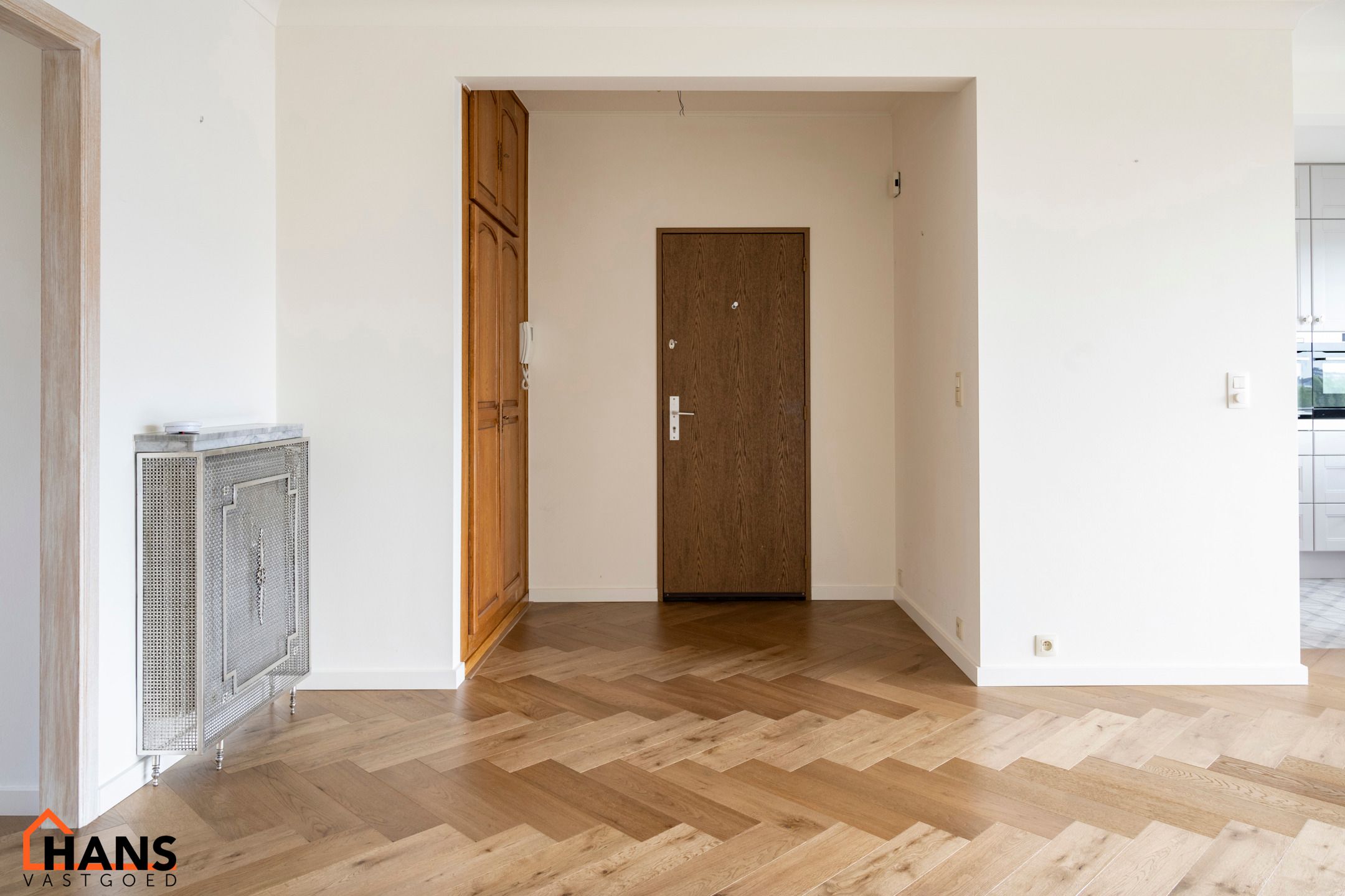 Instapklaar appartement met garagebox. foto 6